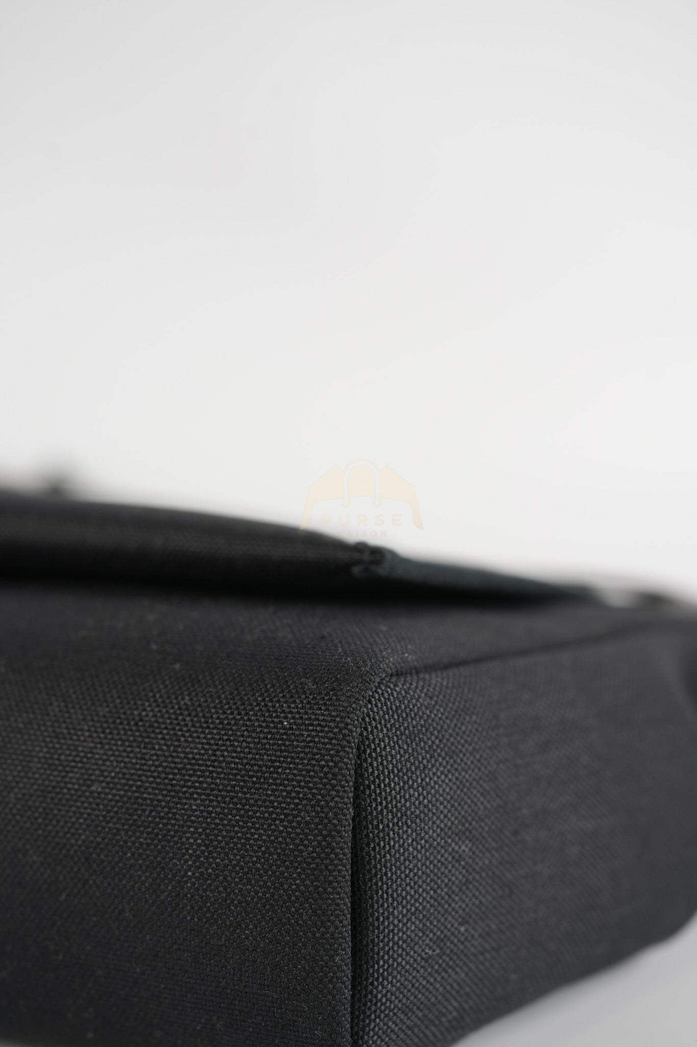 Herbag Messenger 39 in Black Military Toile Vache Hunter & Palladium Hardware Stamp K(2025) | Purse Maison Luxury Bags Shop