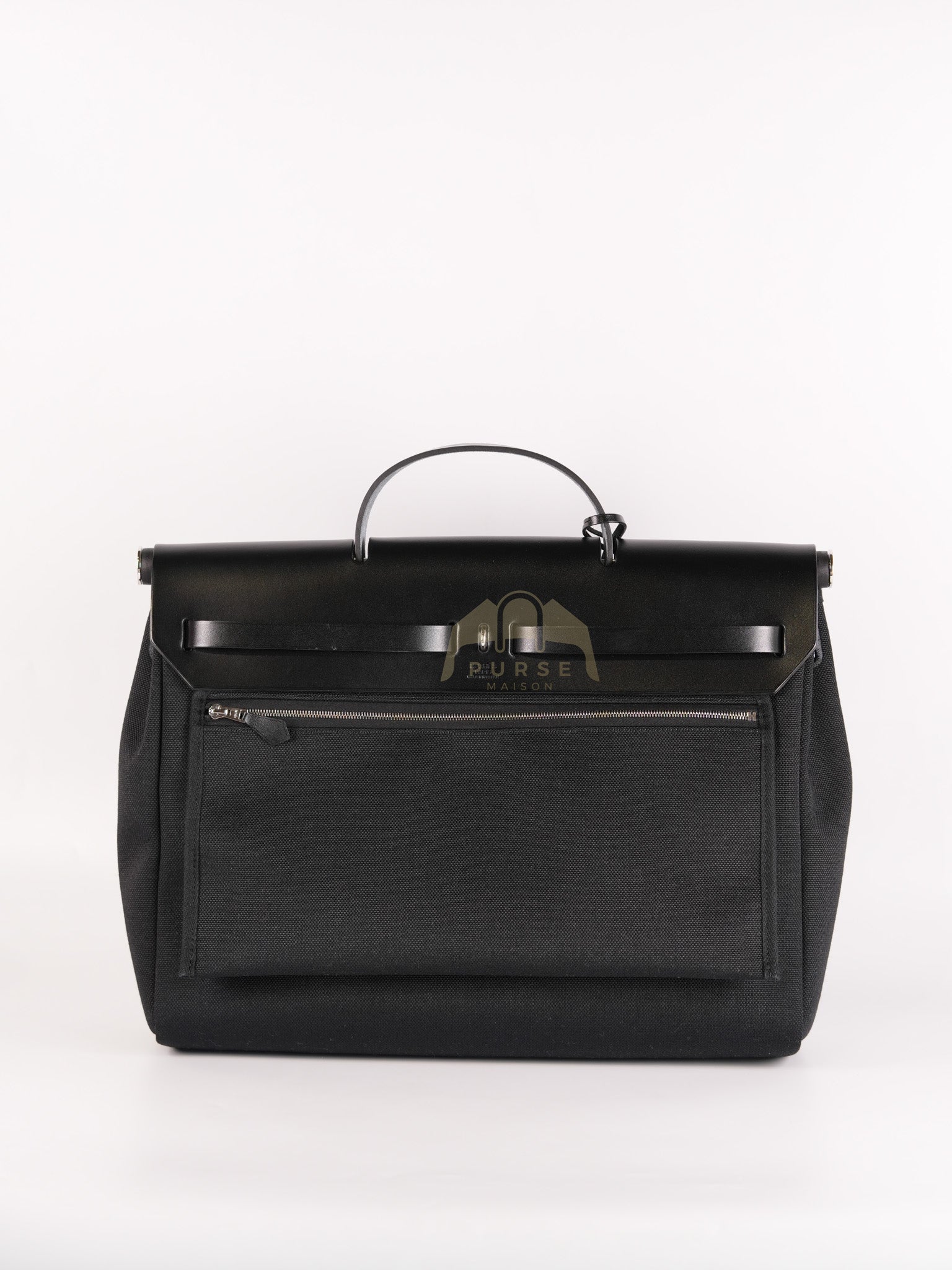 Herbag Messenger 39 in Black Military Toile Vache Hunter & Palladium Hardware Stamp K(2025) | Purse Maison Luxury Bags Shop