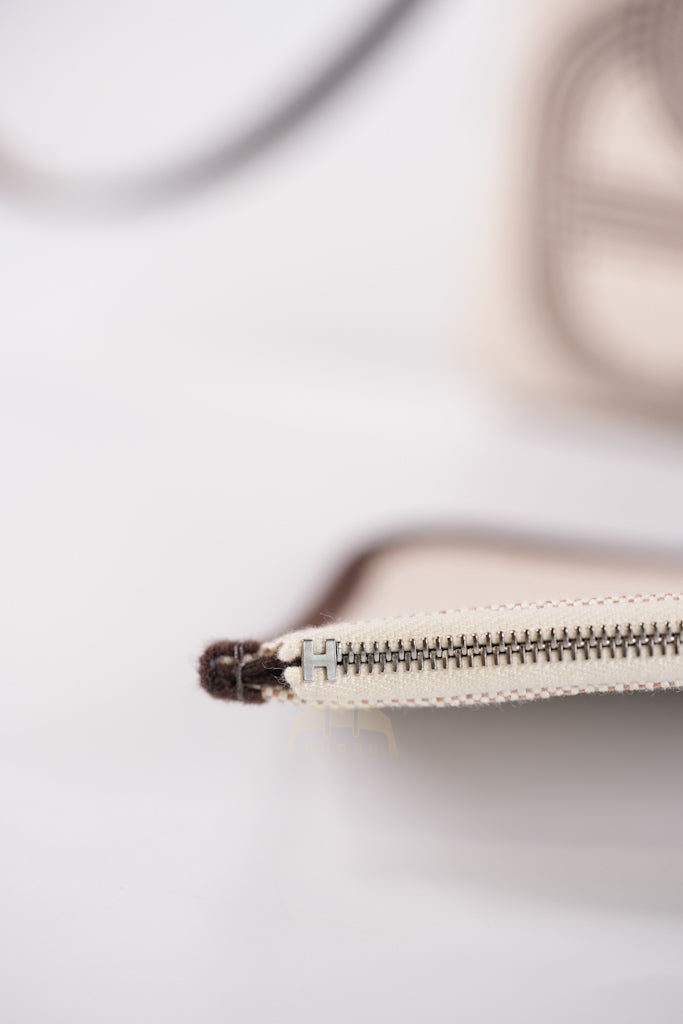 Herbag Zip 31 Chaine d'Ancre Canvas Ebene in Palladium Hardware Stamp U (2022) | Purse Maison Luxury Bags Shop