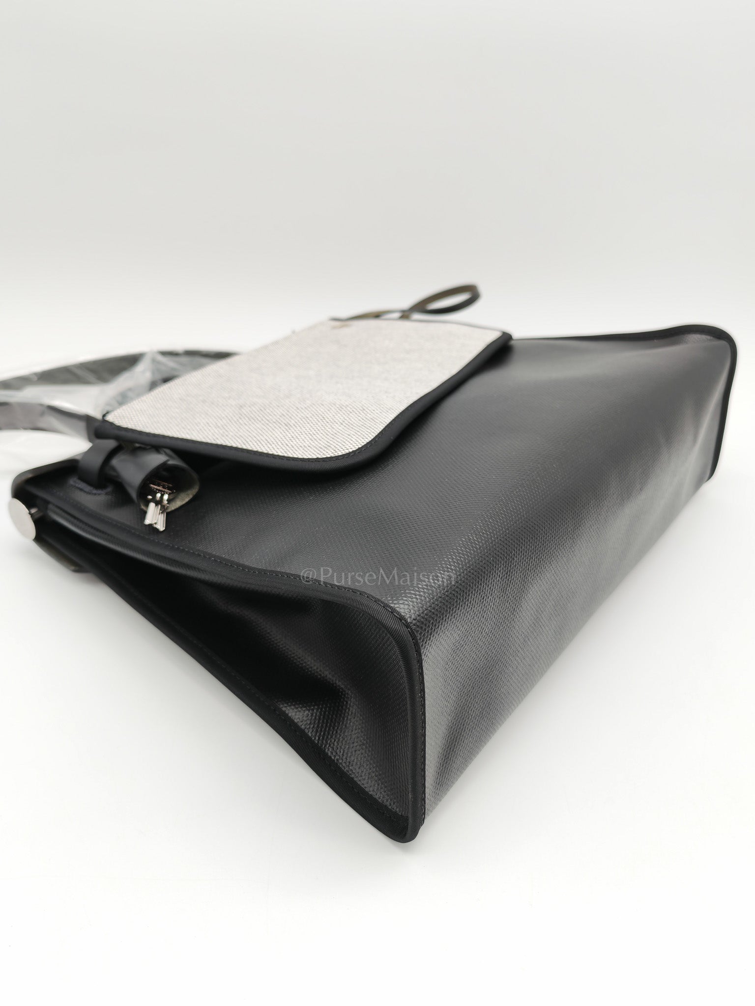 Herbag Zip 31 in Noir/Black Ecru Toile H Berline Vache Hunter Palladium Hardware Stamp K(2025) | Purse Maison Luxury Bags Shop