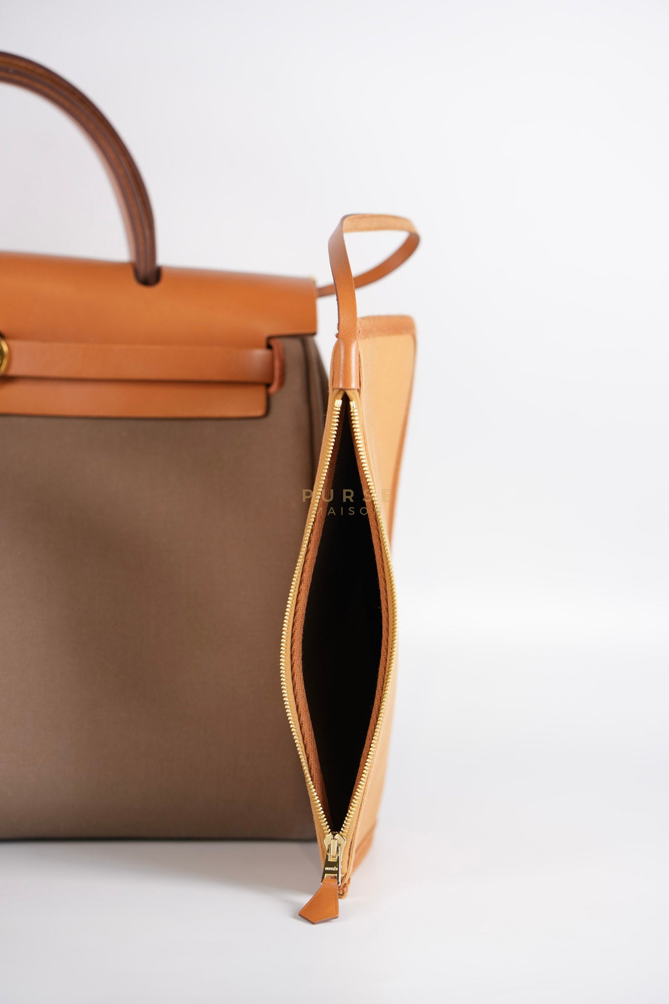 Herbag Zip 31 Vache Hunter Toile in Etoupe ang Gold Hardware Stamp U (2022) | Purse Maison Luxury Bags Shop