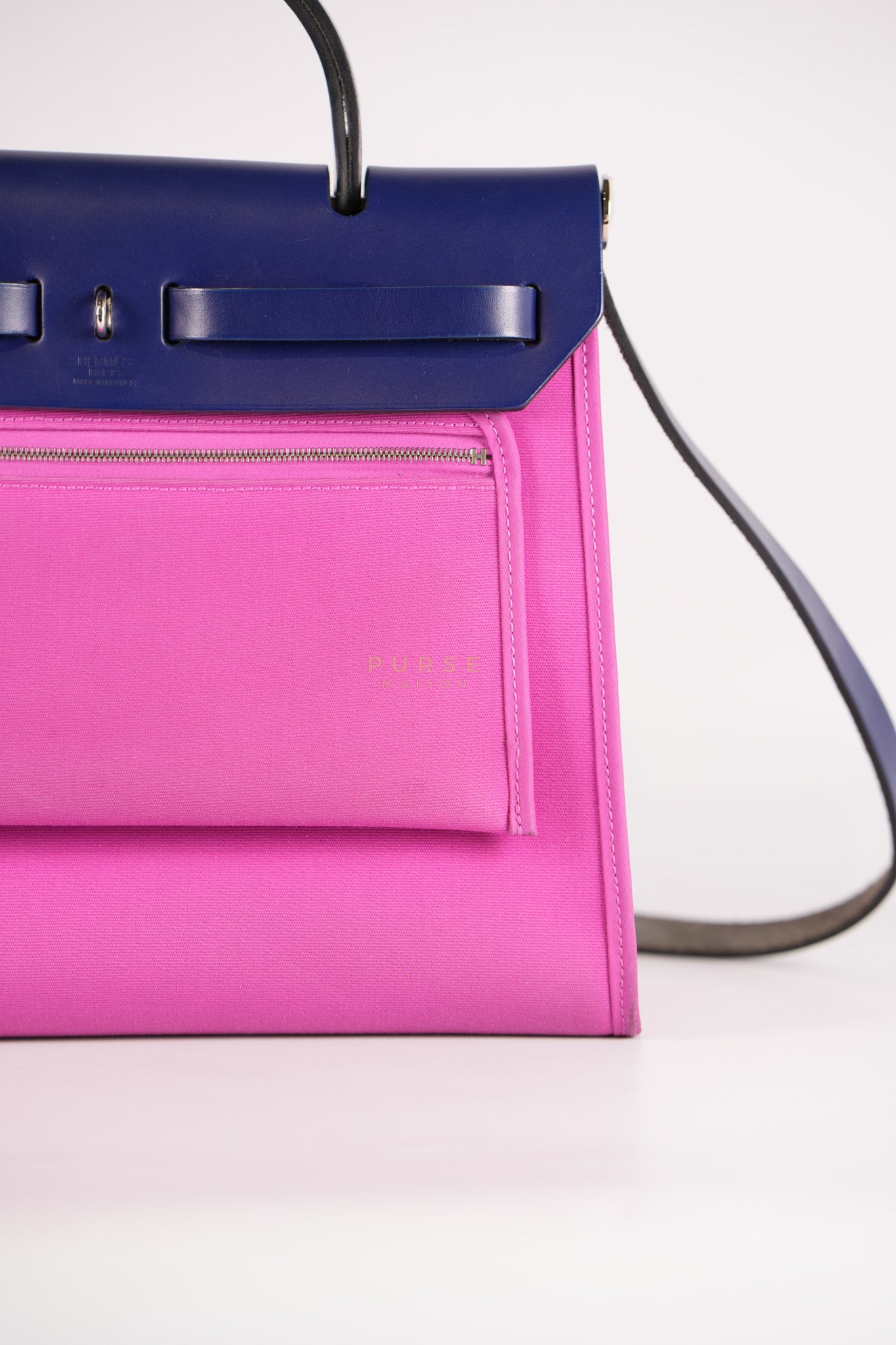 Herbag Zip 31 Vache Hunter Toile Officier Magnolia/Bleu Saphir and Palladium Hardware Stamp Y (2020) | Purse Maison Luxury Bags Shop