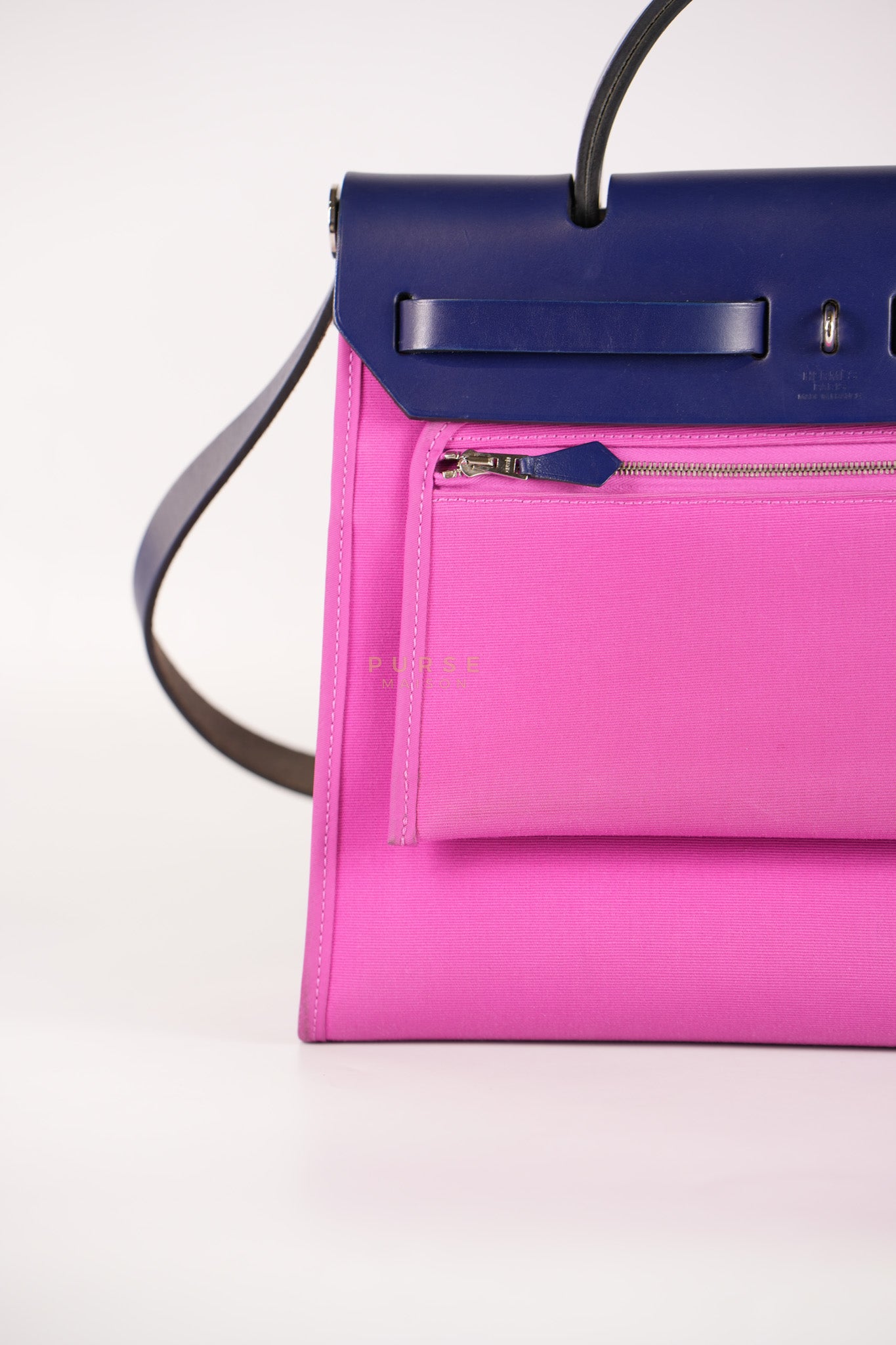 Herbag Zip 31 Vache Hunter Toile Officier Magnolia/Bleu Saphir and Palladium Hardware Stamp Y (2020) | Purse Maison Luxury Bags Shop