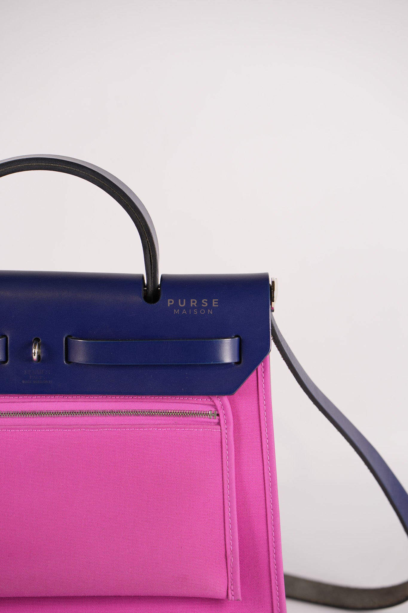 Herbag Zip 31 Vache Hunter Toile Officier Magnolia/Bleu Saphir and Palladium Hardware Stamp Y (2020) | Purse Maison Luxury Bags Shop