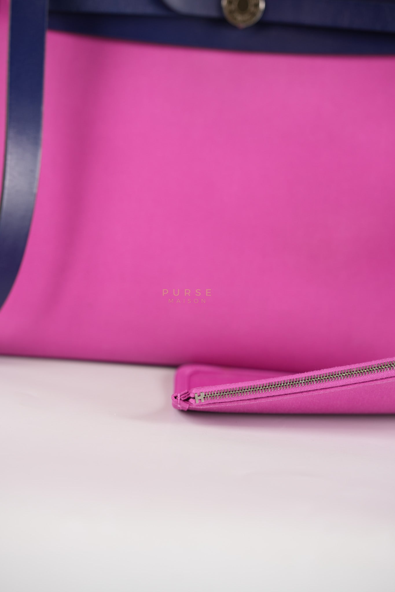Herbag Zip 31 Vache Hunter Toile Officier Magnolia/Bleu Saphir and Palladium Hardware Stamp Y (2020) | Purse Maison Luxury Bags Shop