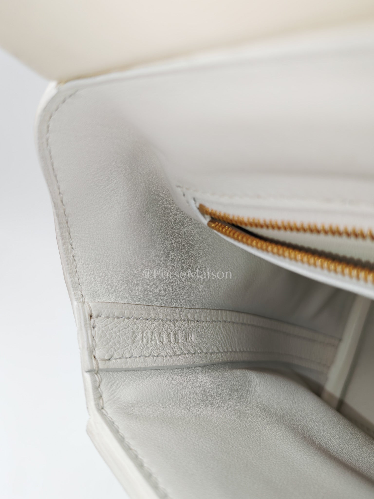 Hermes 24/24 Mini Veau Evercolor/Veau Swift Ay Blanc/Nata and Gold Hardware Stamp Z (2021) | Purse Maison Luxury Bags Shop