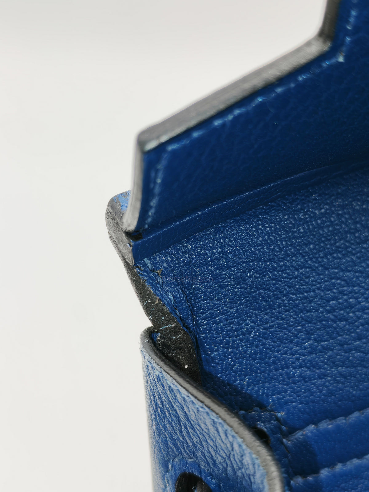 Hermes Birkin 25 Retourne in Bleu Saphire Taurillon Navillo Leather Gold Hardware Stamp D(2019) | Purse Maison Luxury Bags Shop