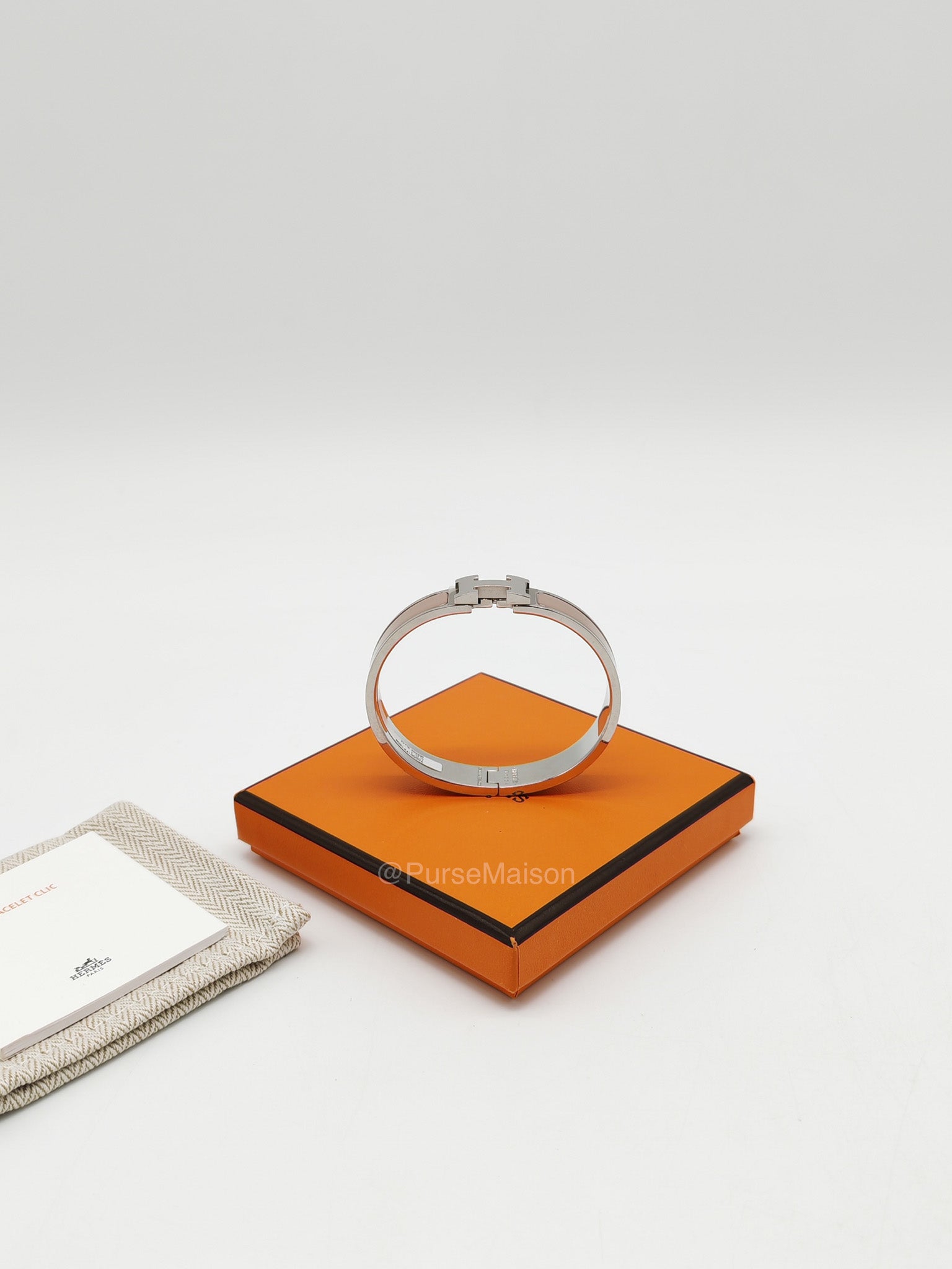 Hermes Clic H Bracelet GM in Marron Glacé Enamel Palladium Hardware | Purse Maison Luxury Bags Shop