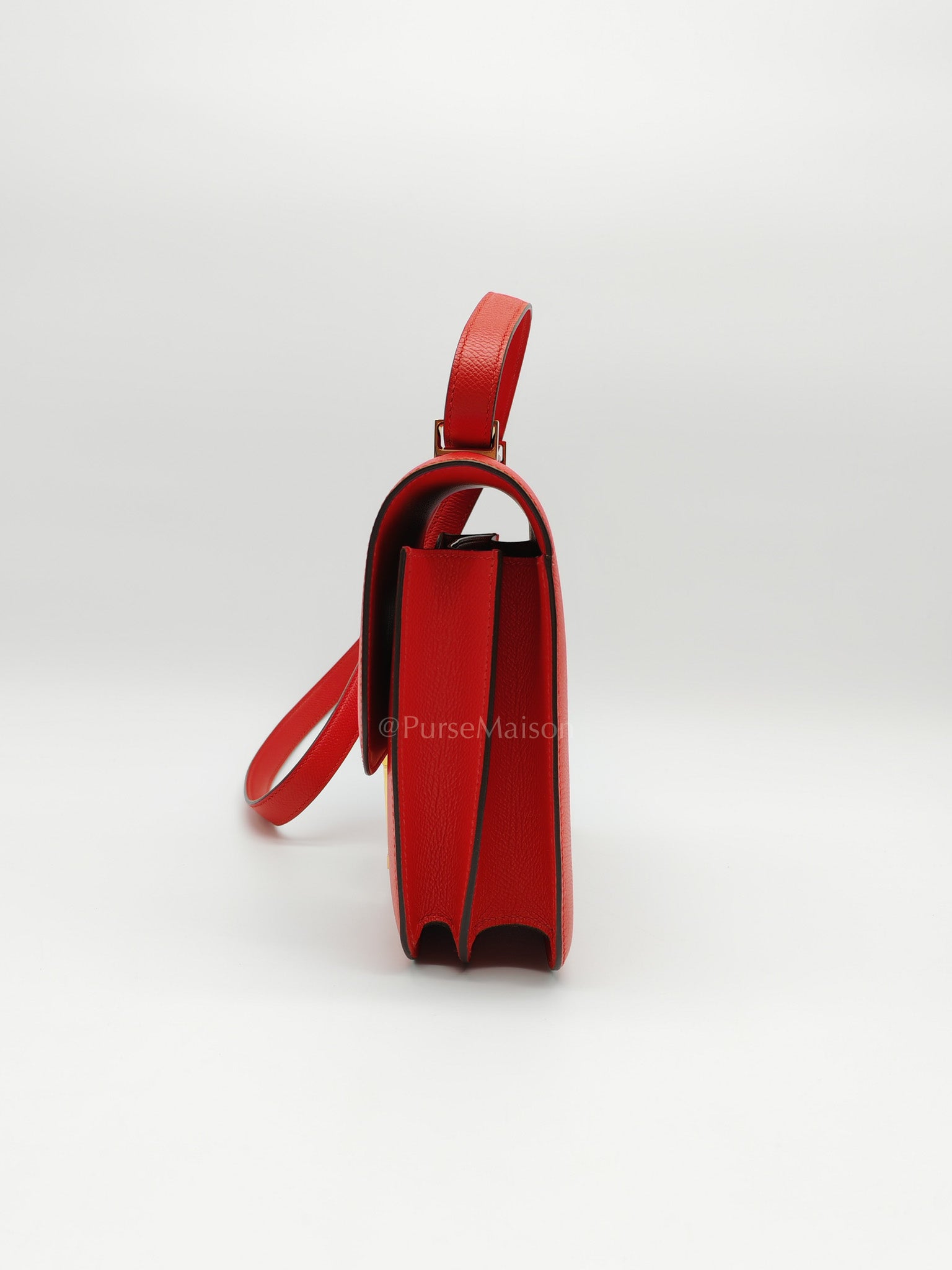 Constance 24 in Red Epsom Leather and Gold Hardware Stamp D(2019) | Purse Maison Luxury Bags Shop