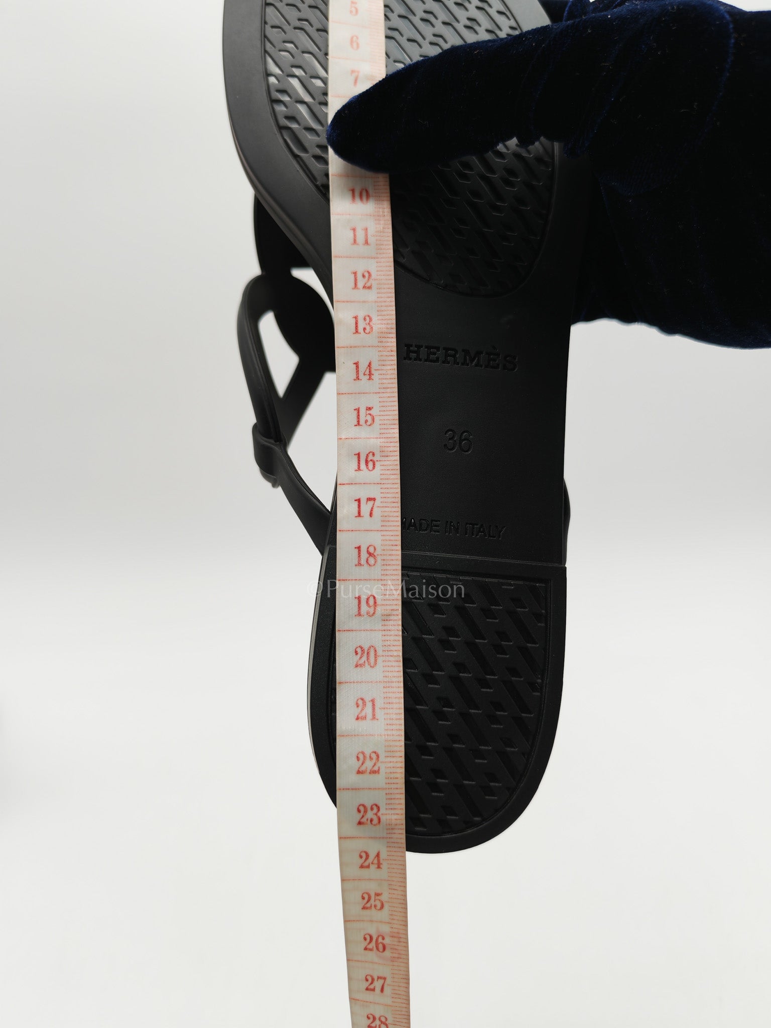 Hermes Egerie Rubber Sandals in Black Size 36 EU (22.5cm) | Purse Maison Luxury Bags Shop