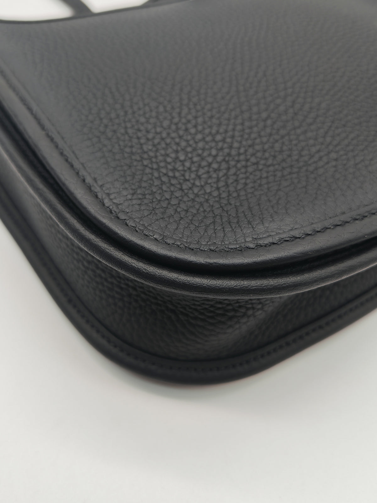 Hermes Evelyne 23 in Black Taurillon Clemence Leather Palladium Hardware Stamp G(2026) | Purse Maison Luxury Bags Shop