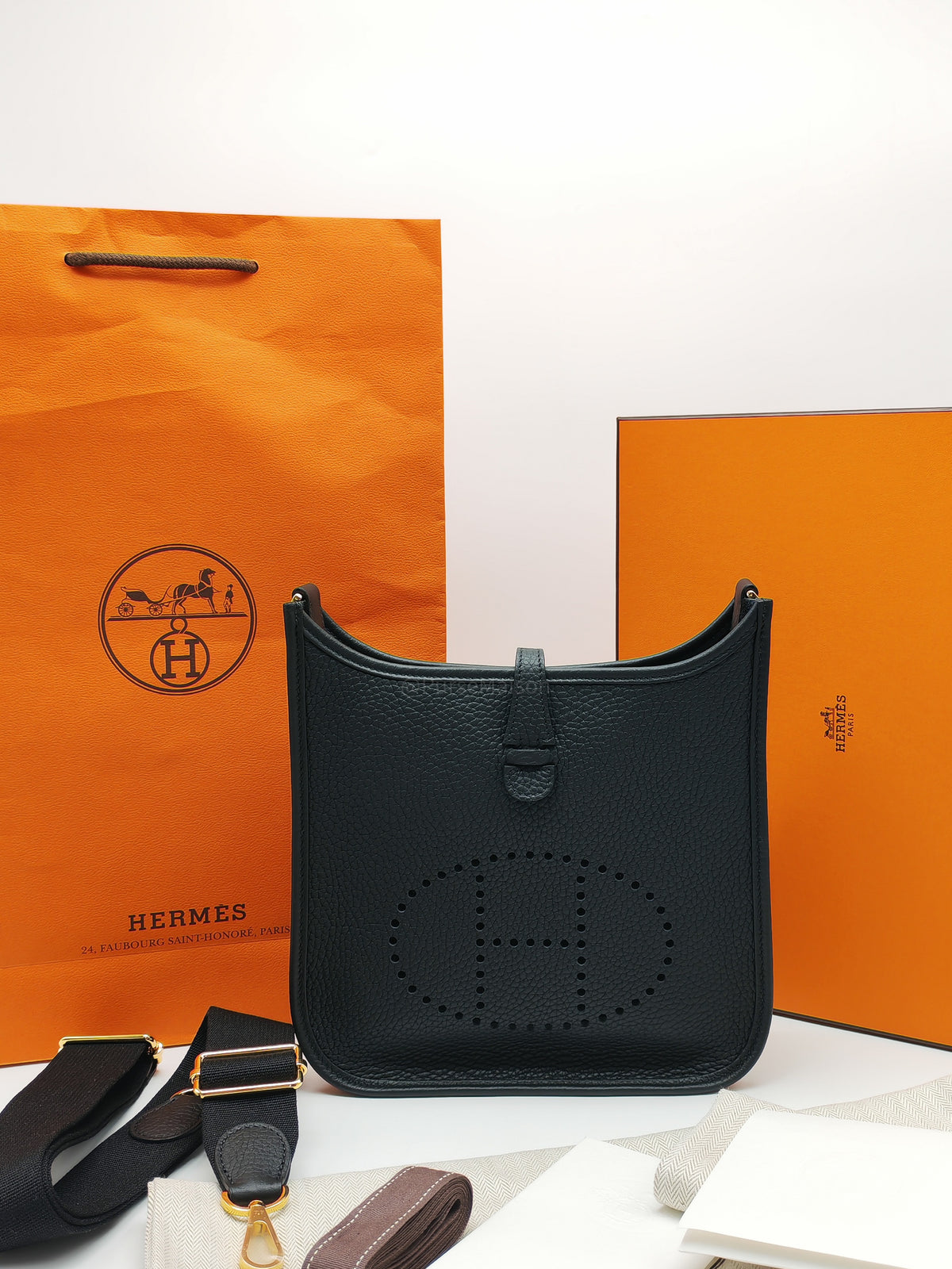 Hermes Evelyne 23 in Black/Noir Clemence Leather Gold Hardware Stamp G(2026) | Purse Maison Luxury Bags Shop