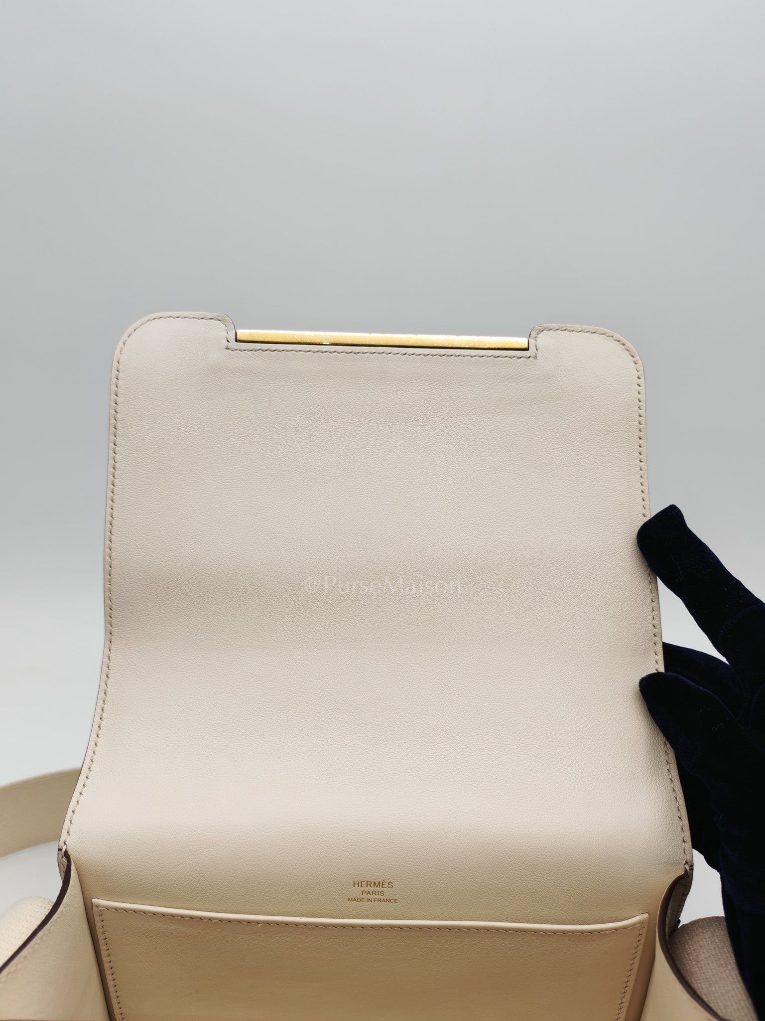 Geta in Nata Chevre Mysore Leather & Gold Hardware Stamp B (2023) | Purse Maison Luxury Bags Shop