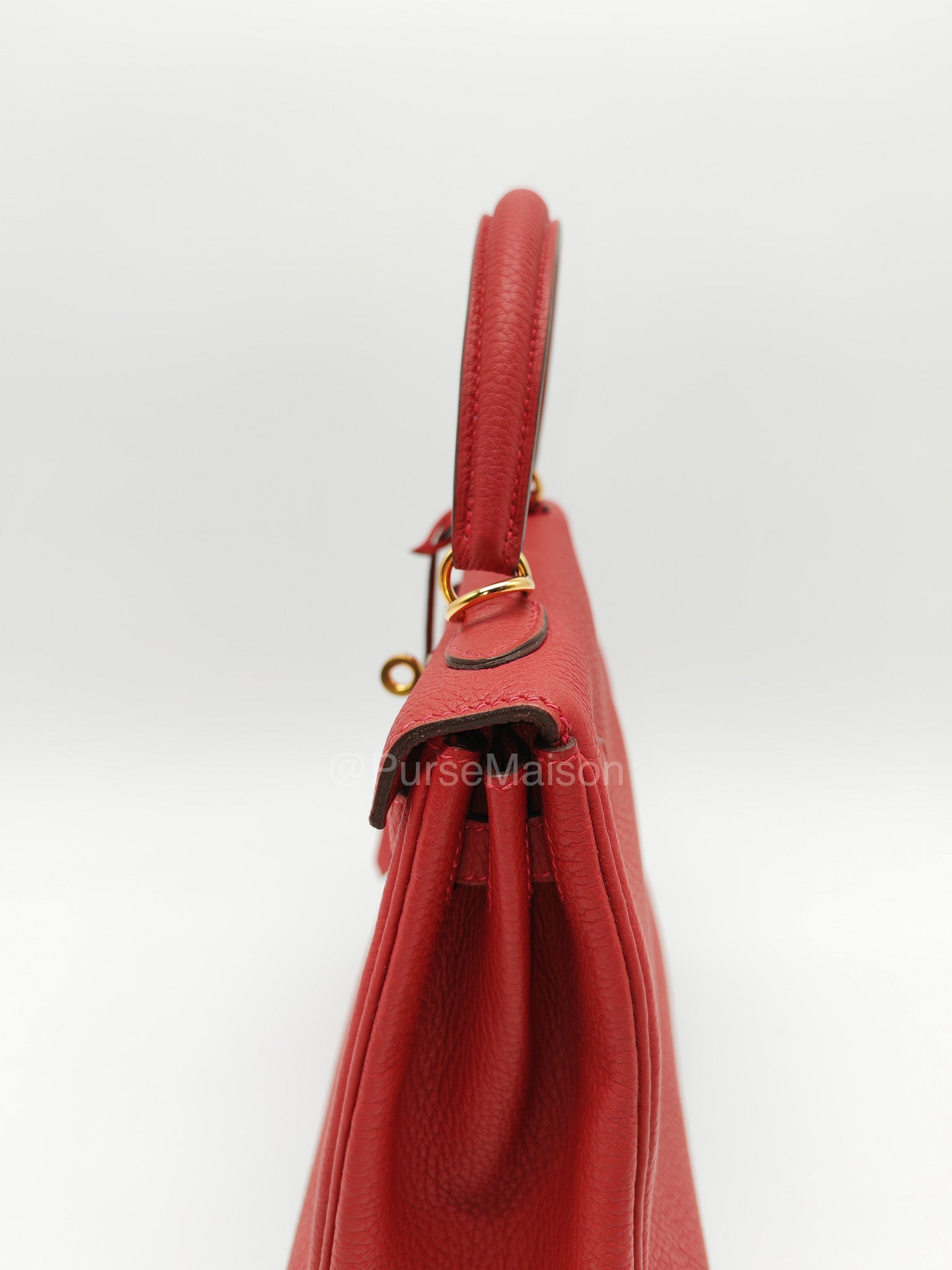 Hermes Kelly 25 Retourne in Rouge Vif Togo Leather and Gold Hardware Stamp Y (2020) | Purse Maison Luxury Bags Shop