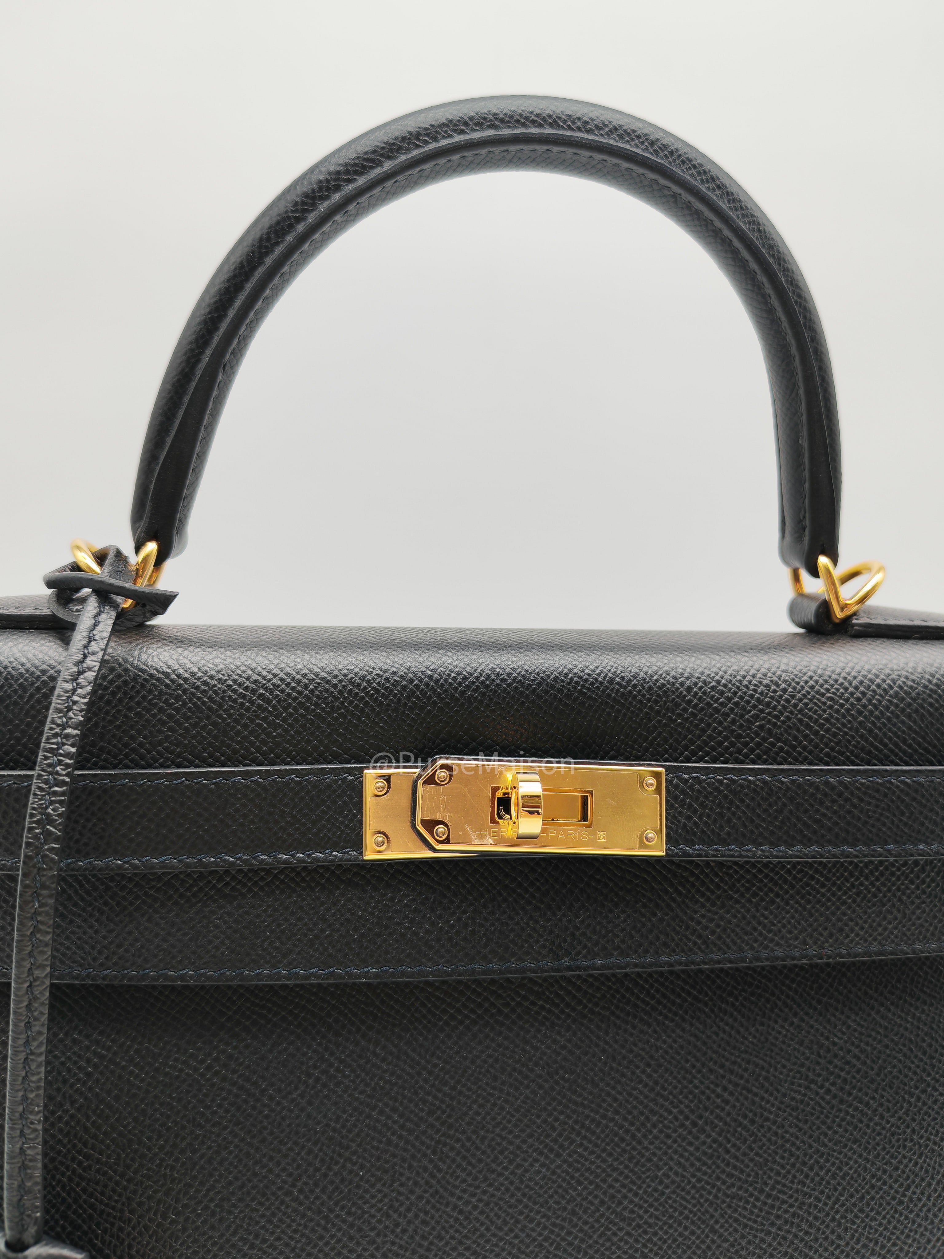 Hermes Kelly 28 Sellier in Black Epsom leather Gold Hardware Stamp Y(2020) | Purse Maison Luxury Bags Shop