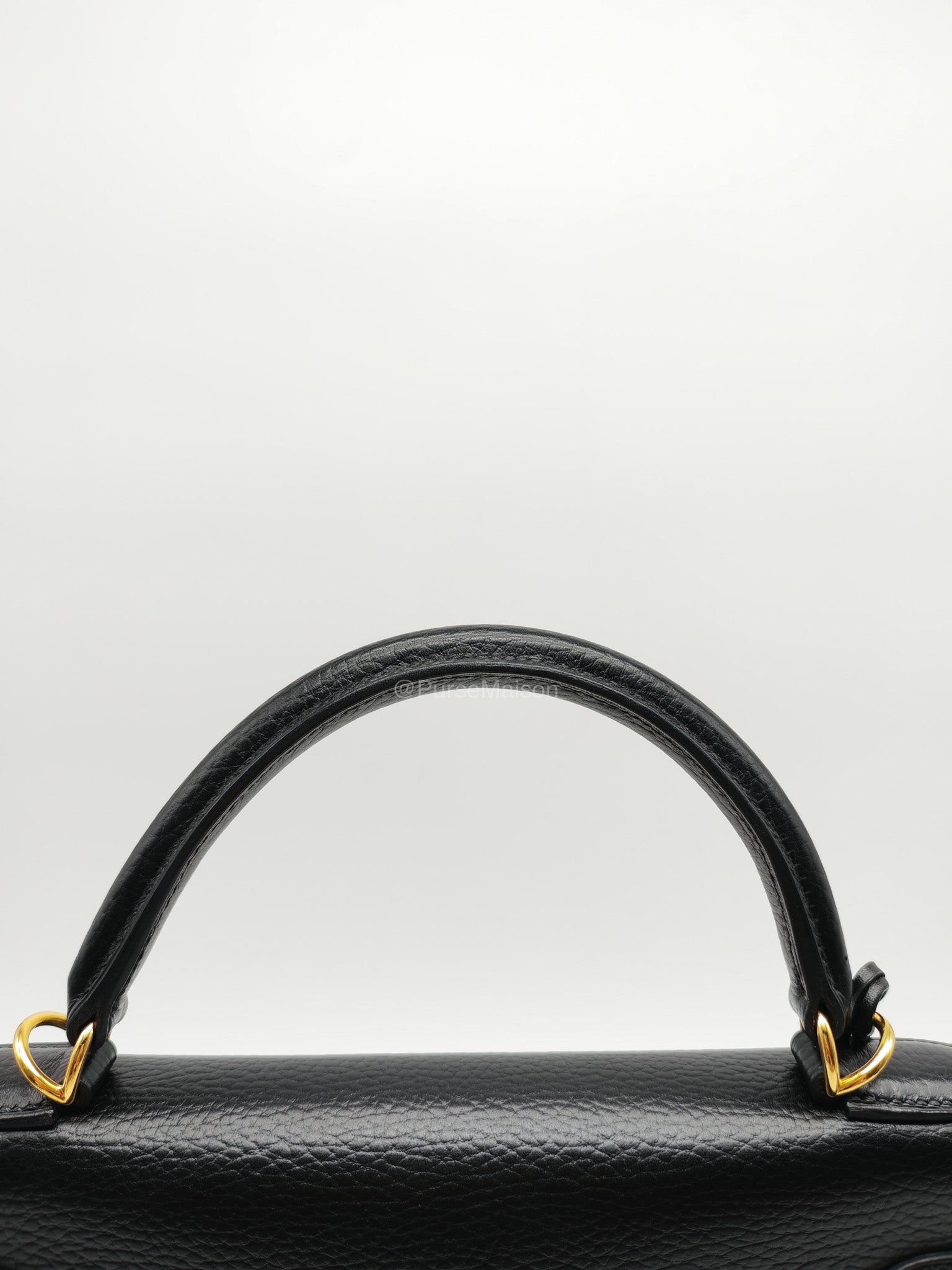 Hermes Kelly 32 in Black Ardennes Taurillon Leather Gold Hardware Stamp Square E(2001) | Purse Maison Luxury Bags Shop