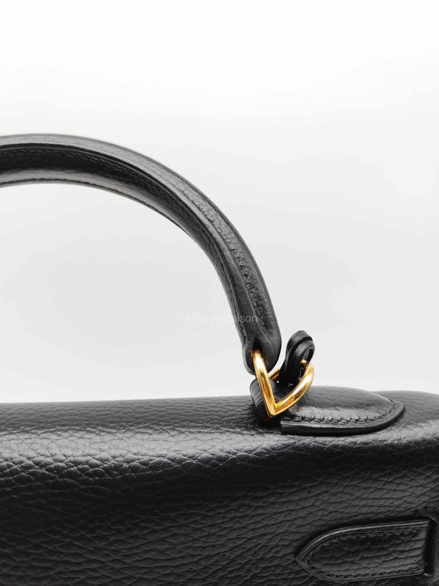 Hermes Kelly 32 in Black Ardennes Taurillon Leather Gold Hardware Stamp Square E(2001) | Purse Maison Luxury Bags Shop