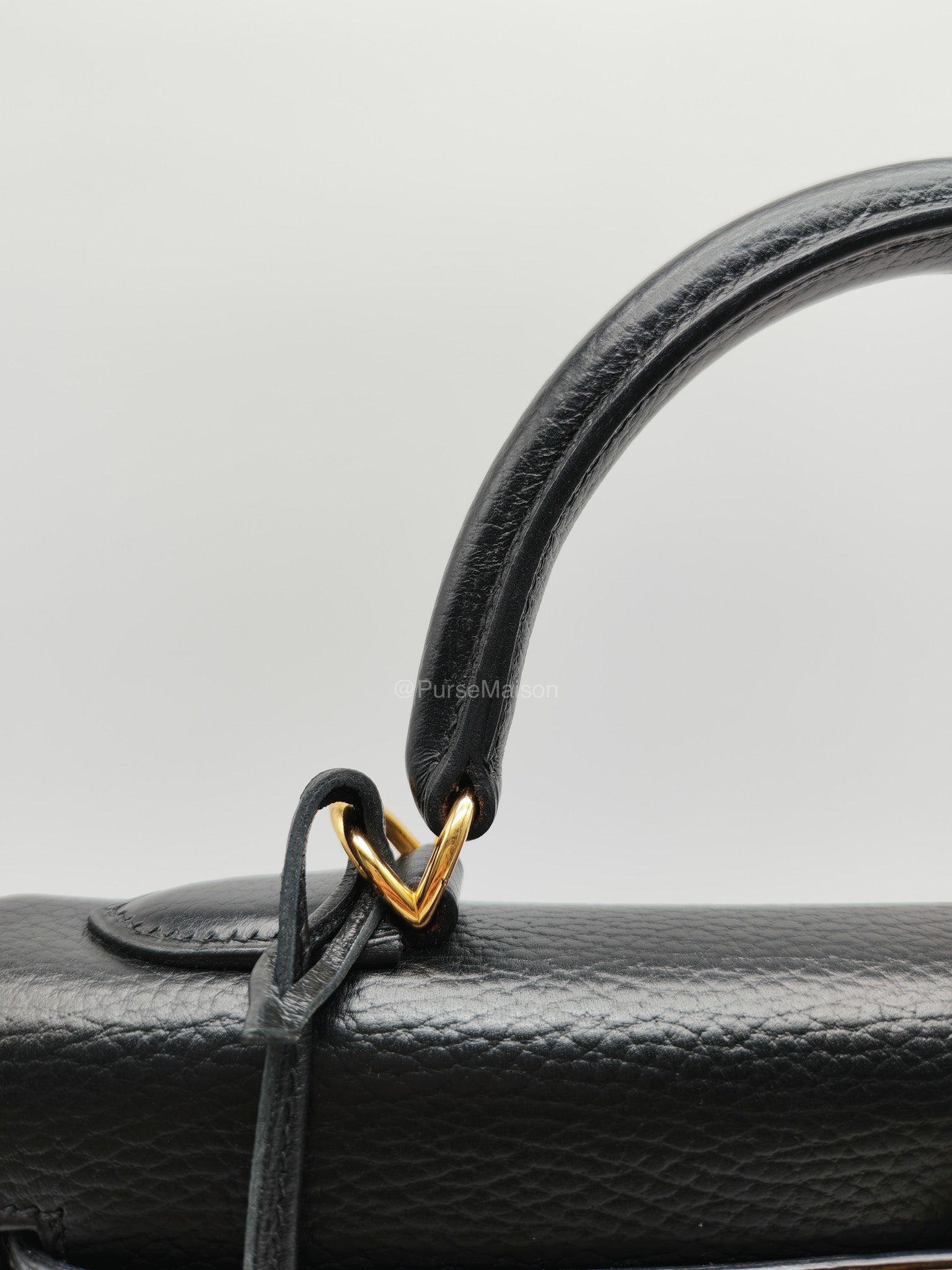 Hermes Kelly 32 in Black Ardennes Taurillon Leather Gold Hardware Stamp Square E(2001) | Purse Maison Luxury Bags Shop