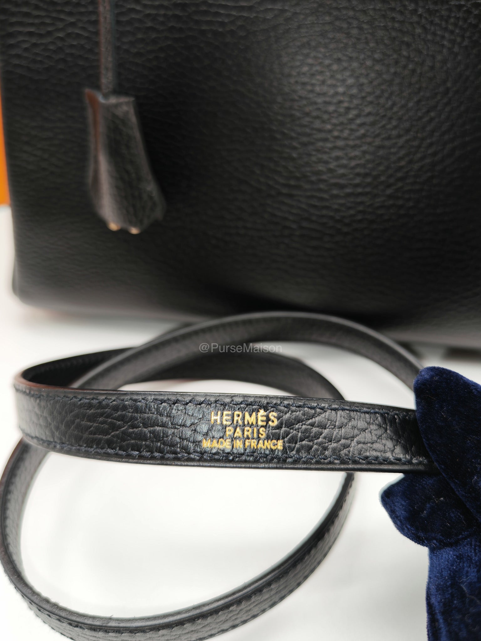 Hermes Kelly 32 in Black Ardennes Taurillon Leather Gold Hardware Stamp Square E(2001) | Purse Maison Luxury Bags Shop