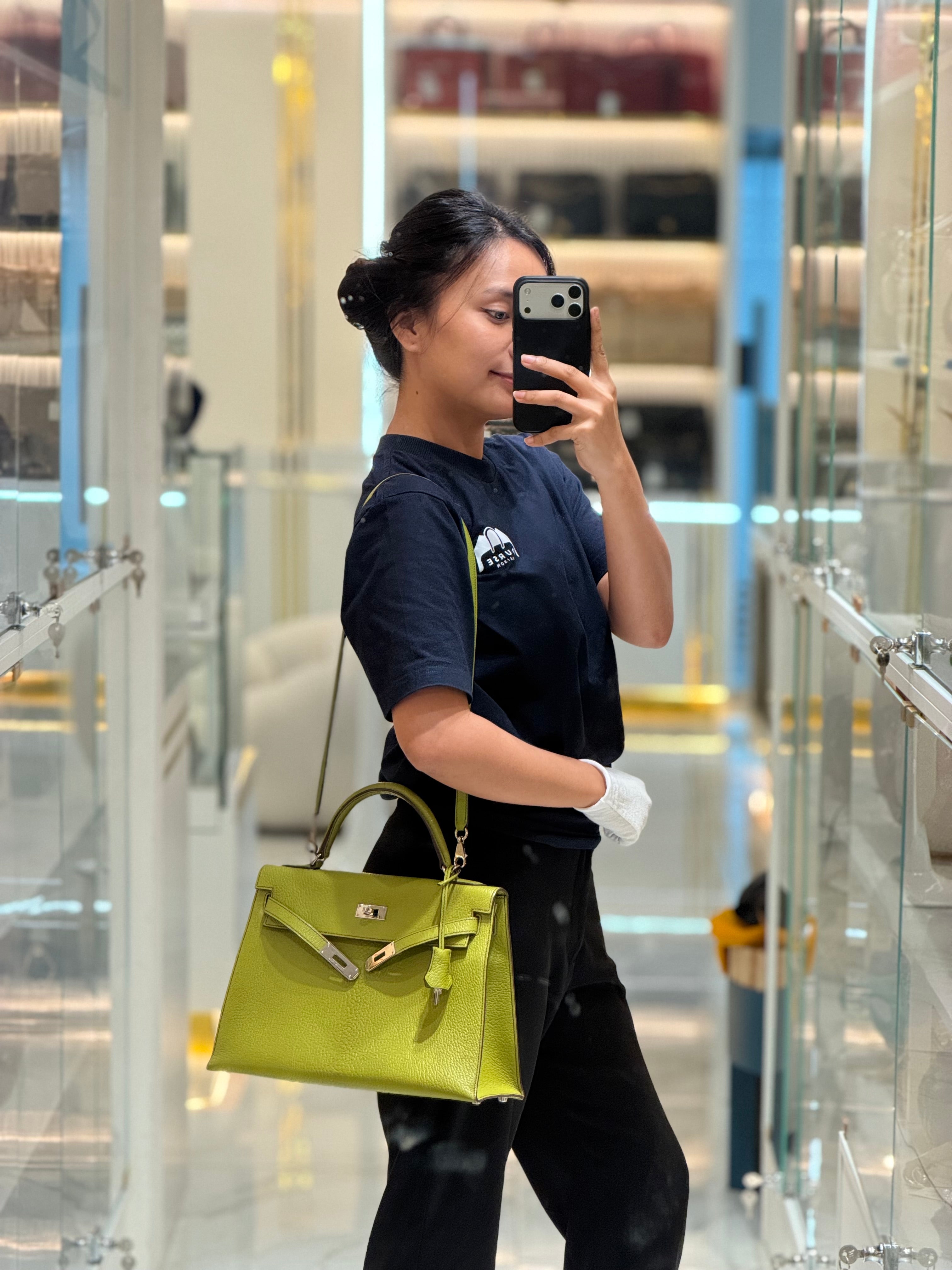 Hermes Kelly 32 in Vert Anis Cheve Mysore Leather Palladium Hardware Stamp J Square(2006) | Purse Maison Luxury Bags Shop