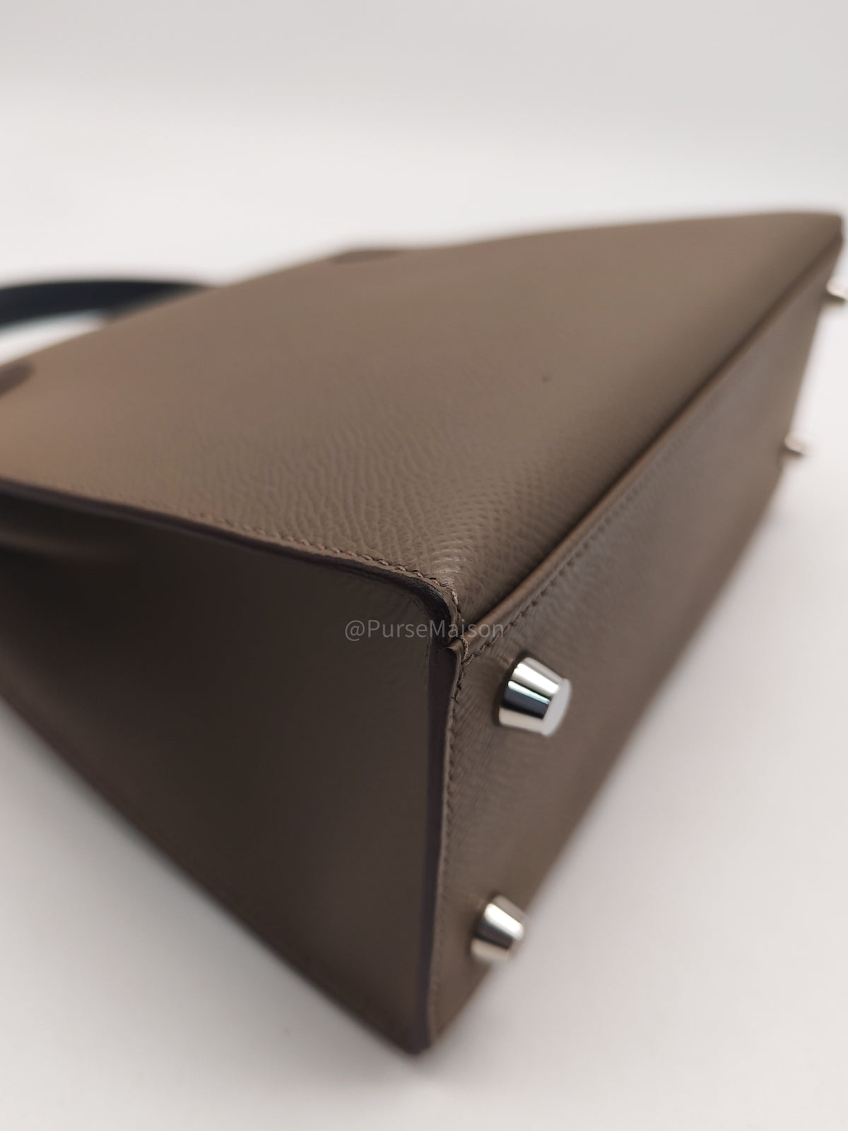 Hermes Kelly II 25 Sellier Tri-color in Etoupe/Ecorce/Noir Epsom Palladium Hardware Stamp B (2023) | Purse Maison Luxury Bags Shop