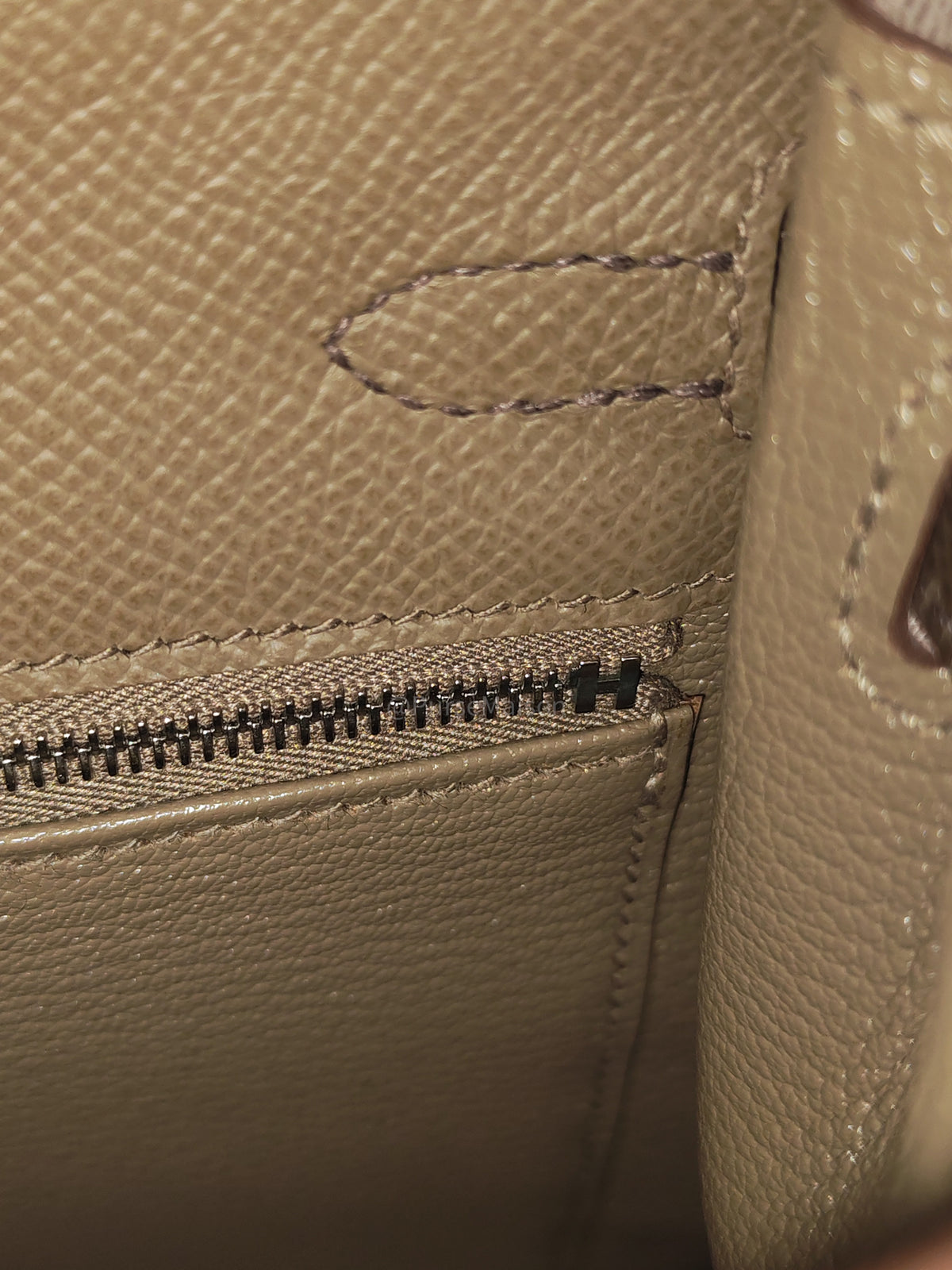 Hermes Kelly II 25 Sellier Tri-color in Etoupe/Ecorce/Noir Epsom Palladium Hardware Stamp B (2023) | Purse Maison Luxury Bags Shop