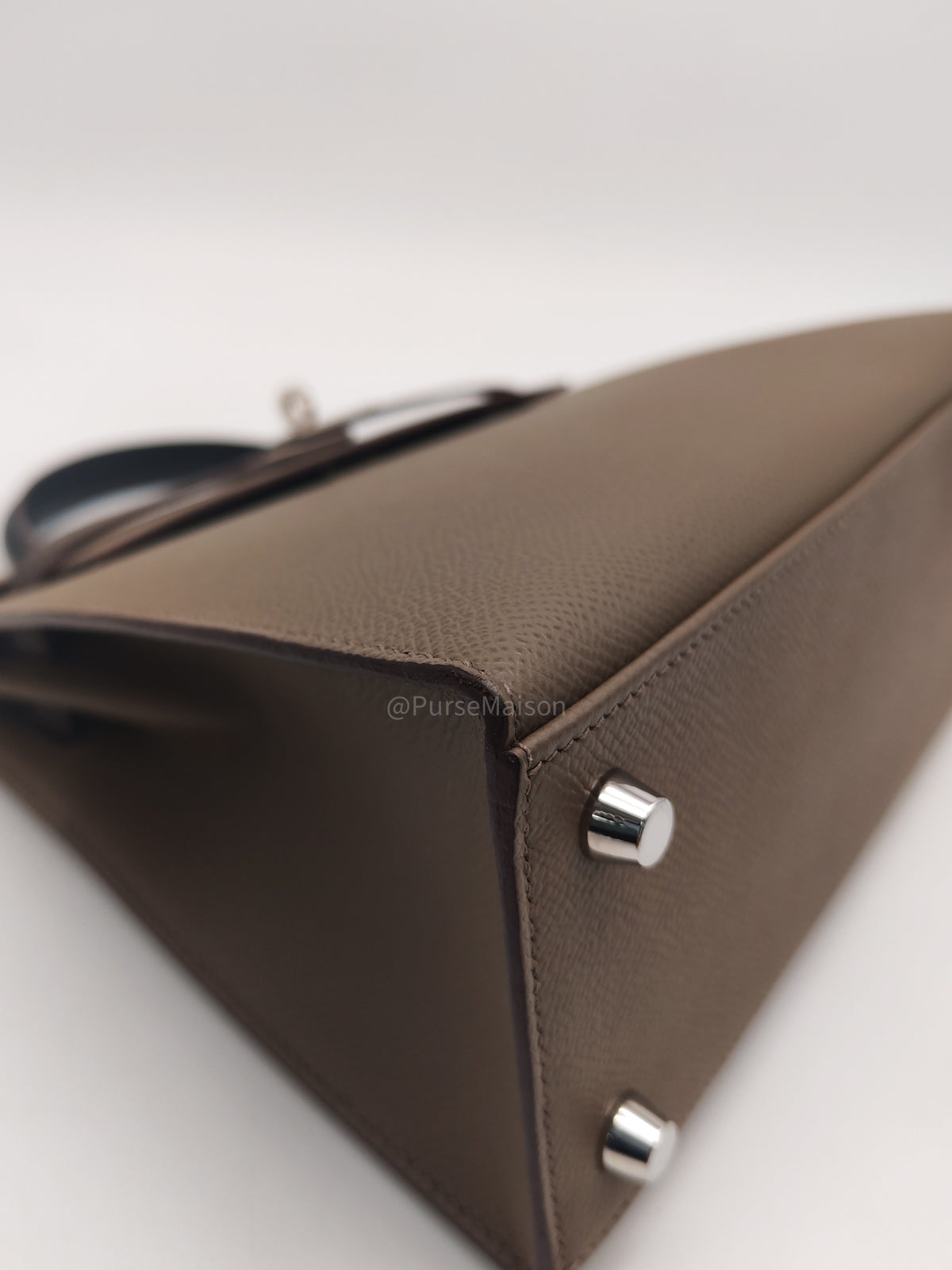 Hermes Kelly II 25 Sellier Tri-color in Etoupe/Ecorce/Noir Epsom Palladium Hardware Stamp B (2023) | Purse Maison Luxury Bags Shop