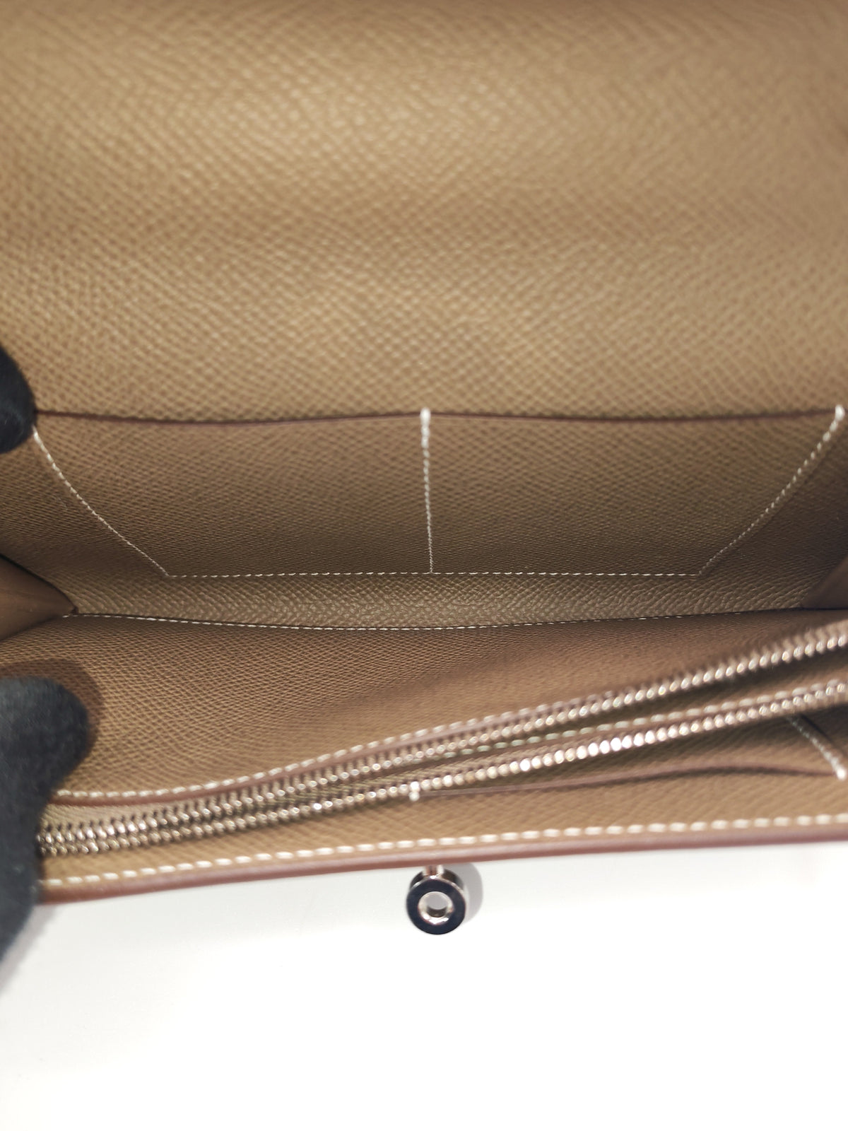 Hermes Kelly To Go in Taupe Epsom Leather and Palladium Hardware Stamp B (2023) | Purse Maison Luxury Bags Shop