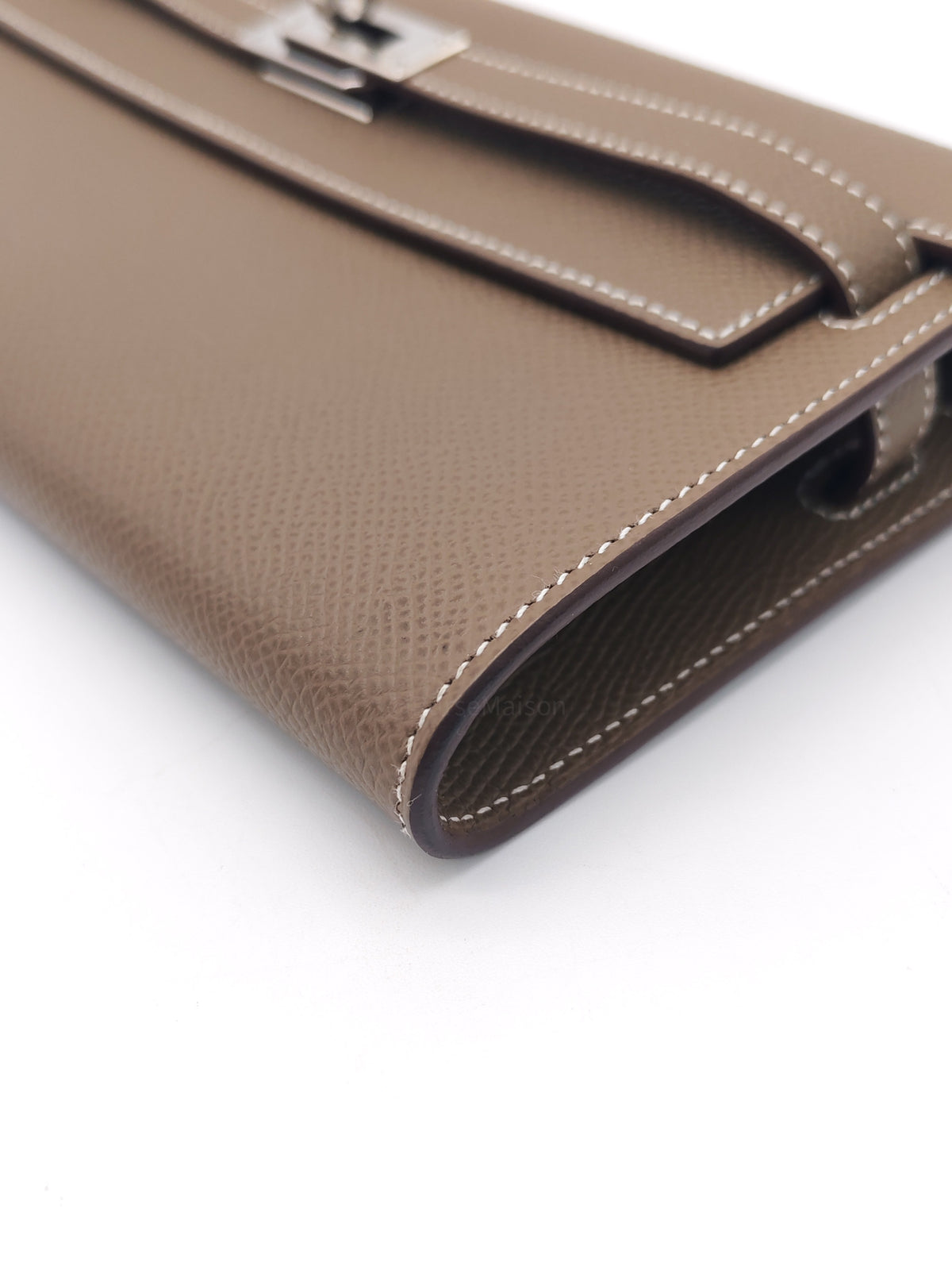Hermes Kelly To Go in Taupe Epsom Leather and Palladium Hardware Stamp B (2023) | Purse Maison Luxury Bags Shop