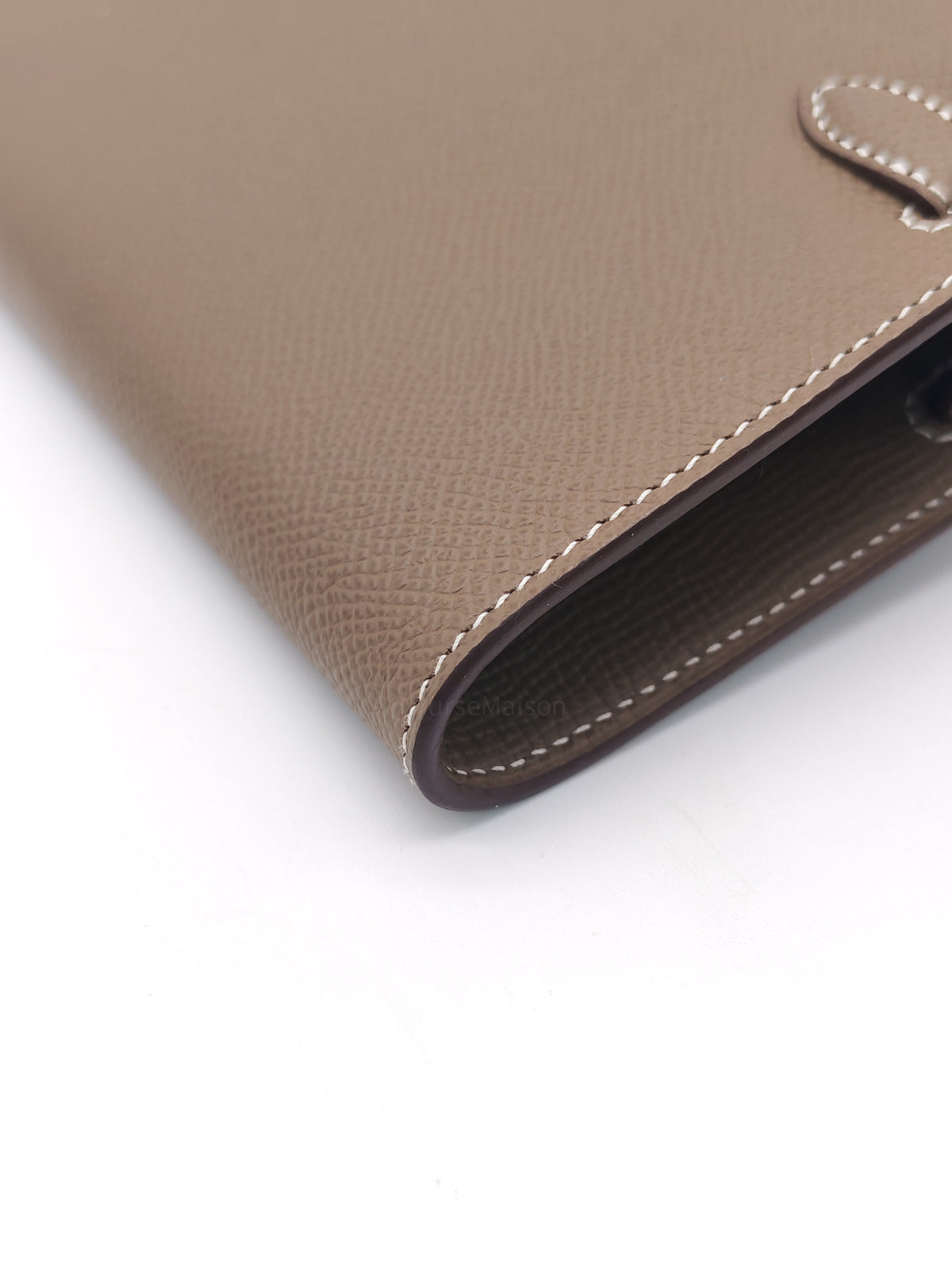 Hermes Kelly To Go in Taupe Epsom Leather and Palladium Hardware Stamp B (2023) | Purse Maison Luxury Bags Shop