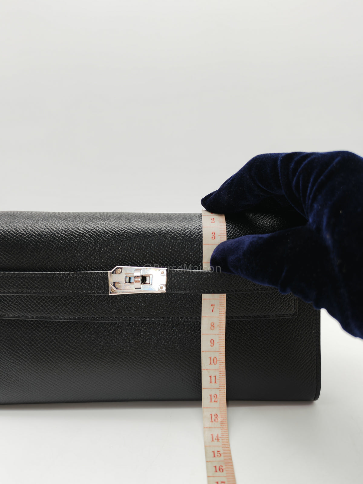 Hermes Kelly To Go Wallet Bag in Noir/Black Epsom Leather Palladium Stamp Y(2020) | Purse Maison Luxury Bags Shop