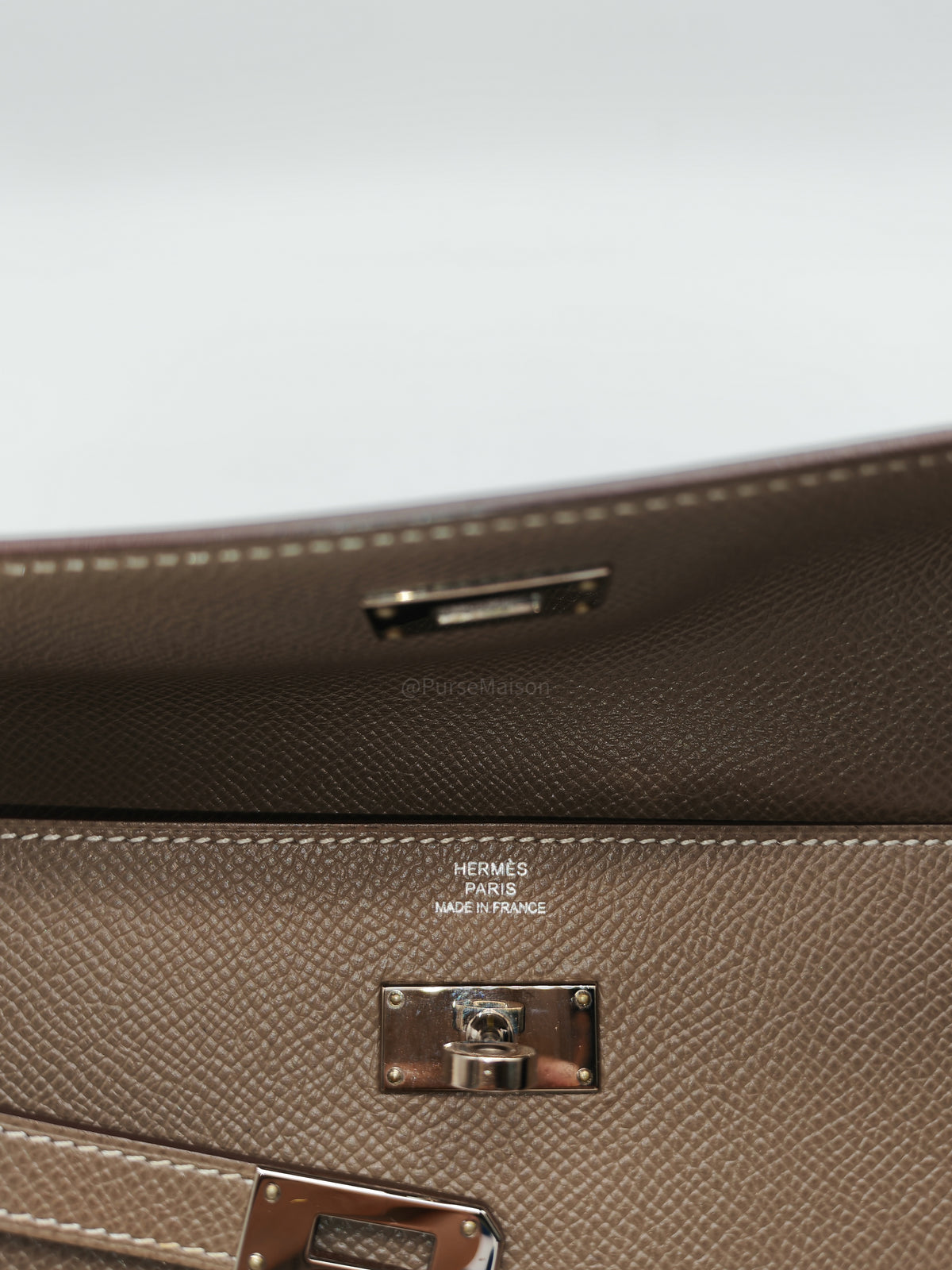 Hermes Kelly Wallet in Etoupe Epsom Leather and Palladium Hardware Stamp A (2017) | Purse Maison Luxury Bags Shop
