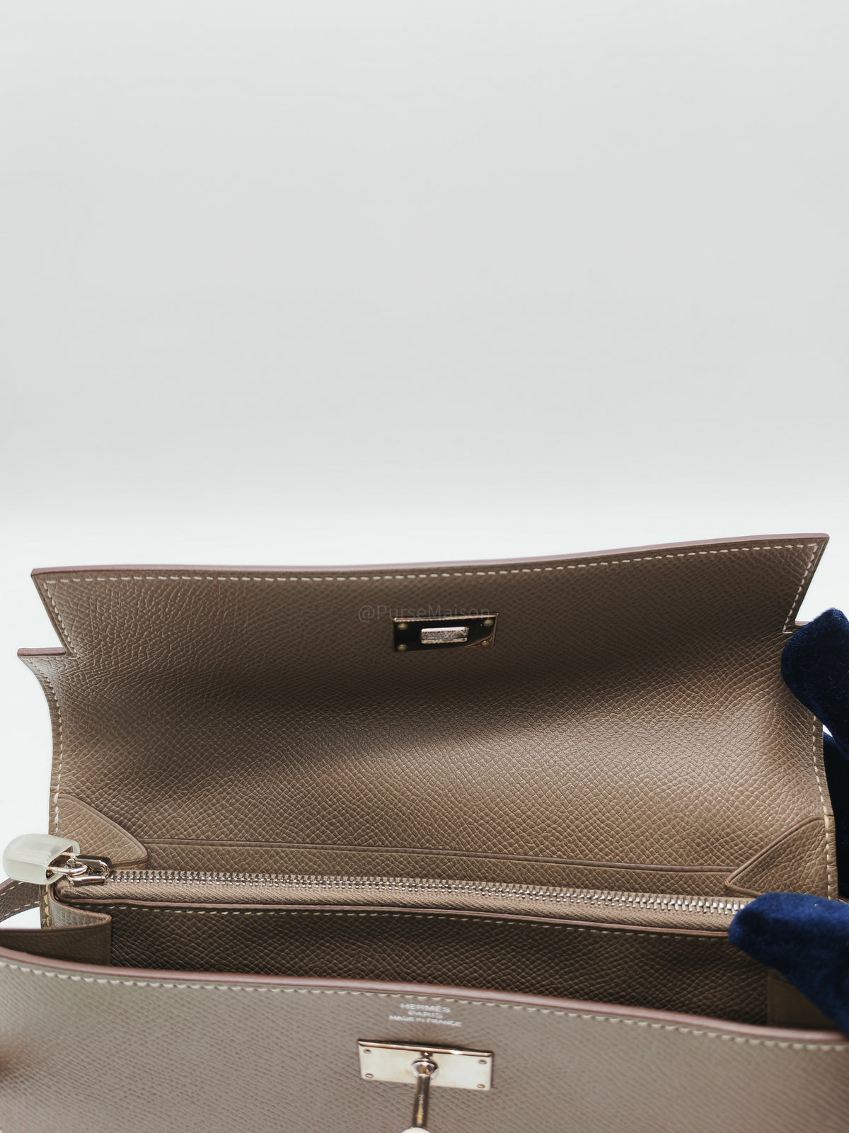 Hermes Kelly Wallet in Etoupe Epsom Leather and Palladium Hardware Stamp A (2017) | Purse Maison Luxury Bags Shop