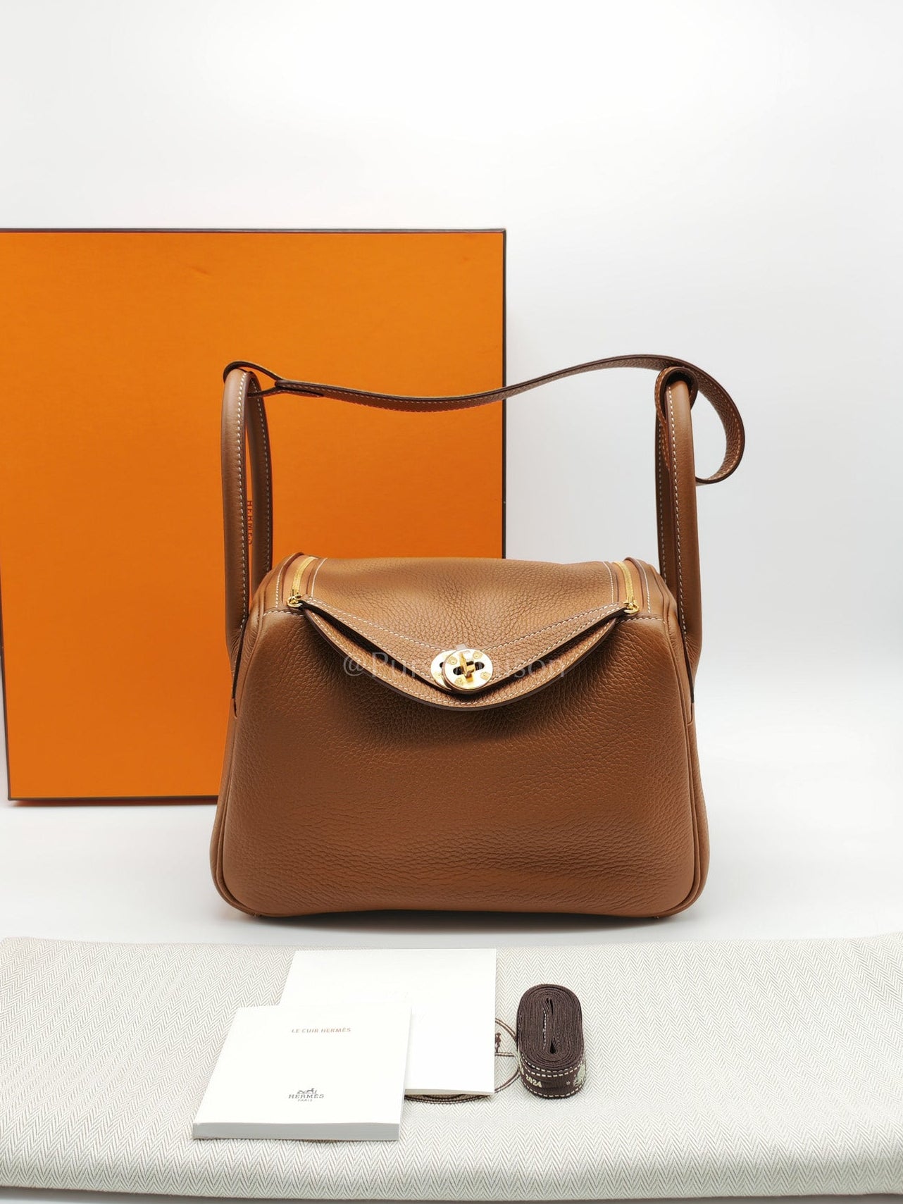 Hermes Lindy 26 in Gold Clemence Leather Gold Hardware Stamp W(2024) | Purse Maison Luxury Bags Shop