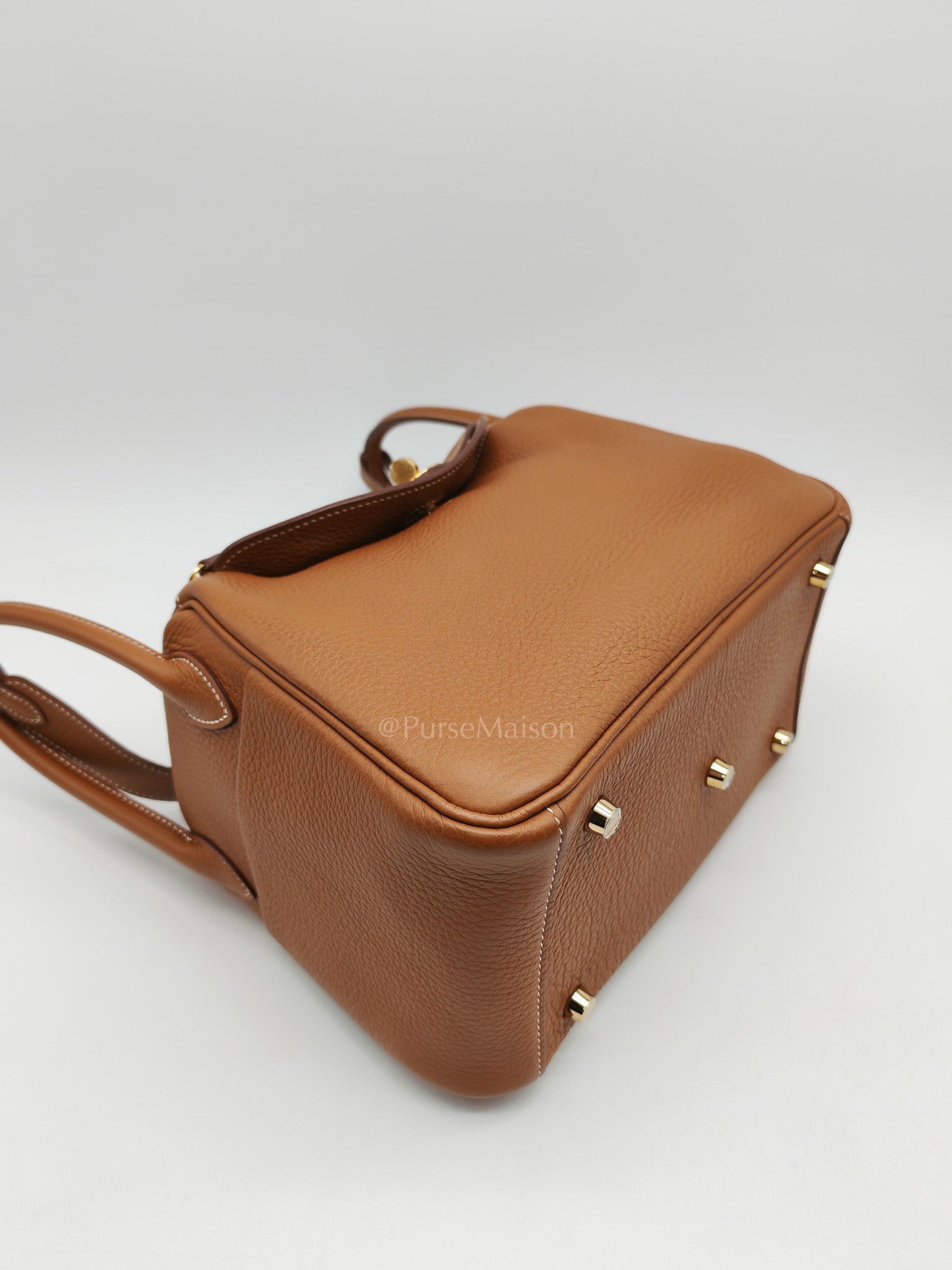 Hermes Lindy 26 in Gold Clemence Leather Gold Hardware Stamp W(2024) | Purse Maison Luxury Bags Shop
