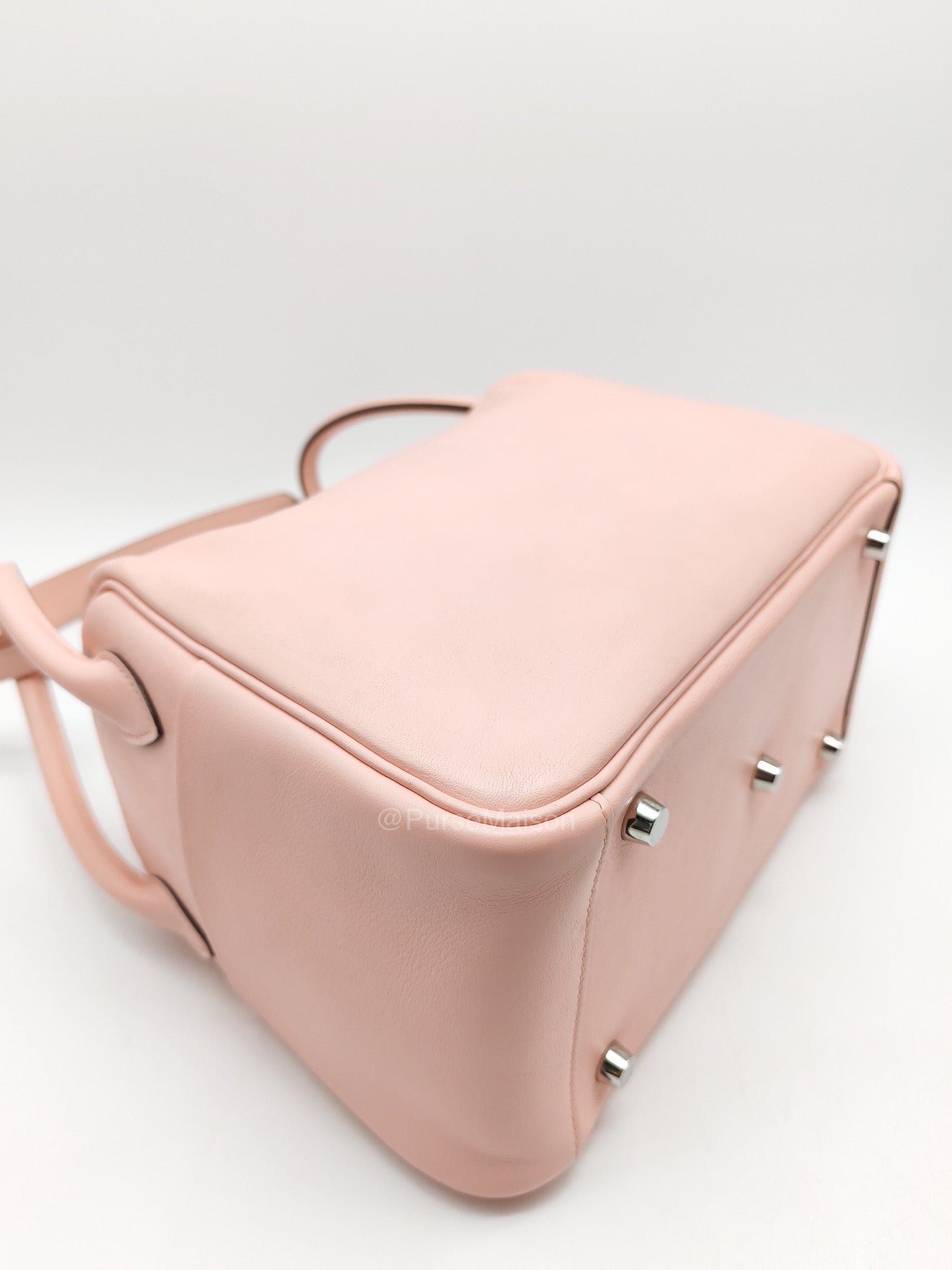 Hermes Lindy 26 in Rose Sakura Swift Leather Palladium Hardware Stamp X(2016) | Purse Maison Luxury Bags Shop