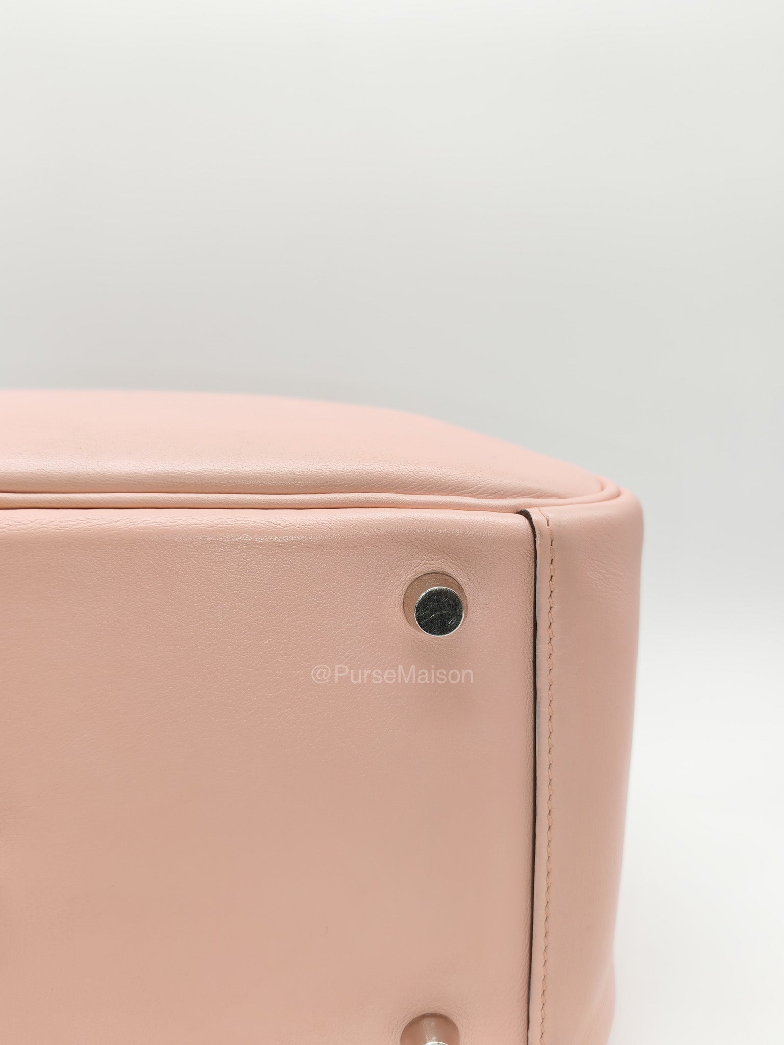 Hermes Lindy 26 in Rose Sakura Swift Leather Palladium Hardware Stamp X(2016) | Purse Maison Luxury Bags Shop