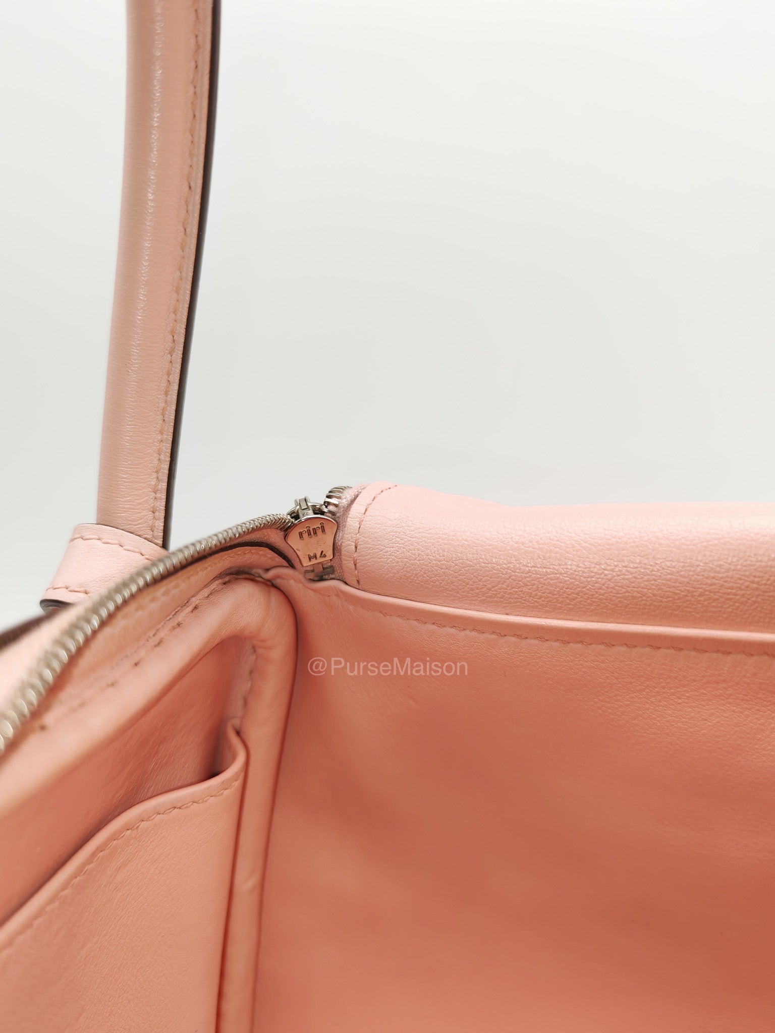 Hermes Lindy 26 in Rose Sakura Swift Leather Palladium Hardware Stamp X(2016) | Purse Maison Luxury Bags Shop