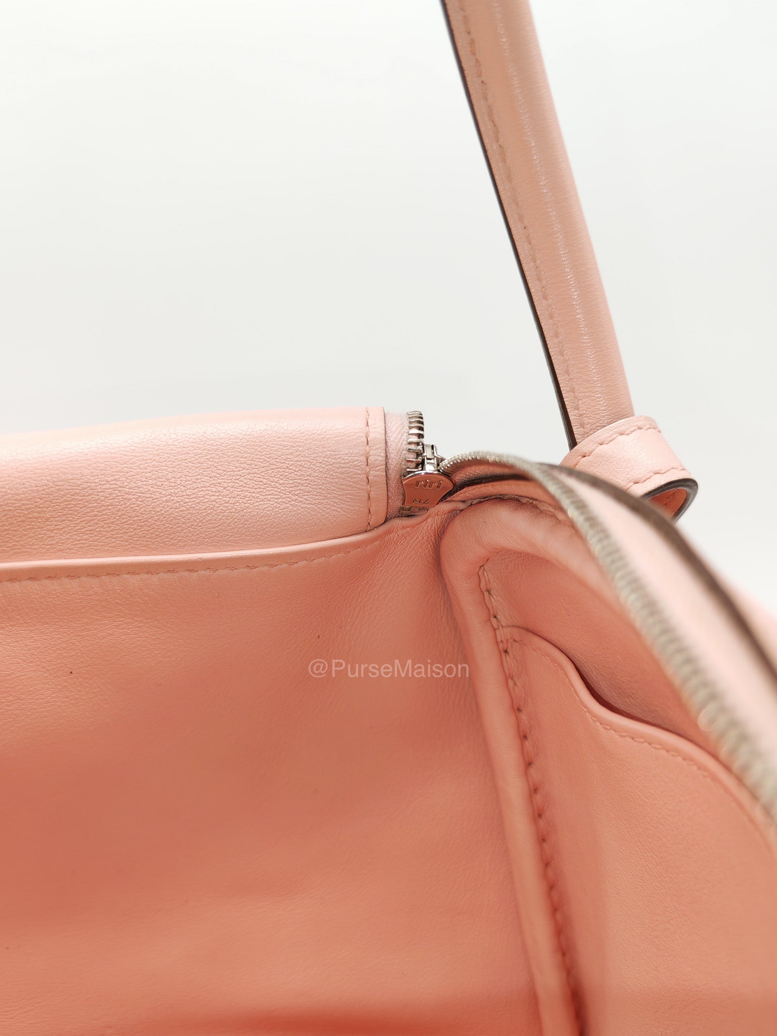 Hermes Lindy 26 in Rose Sakura Swift Leather Palladium Hardware Stamp X(2016) | Purse Maison Luxury Bags Shop