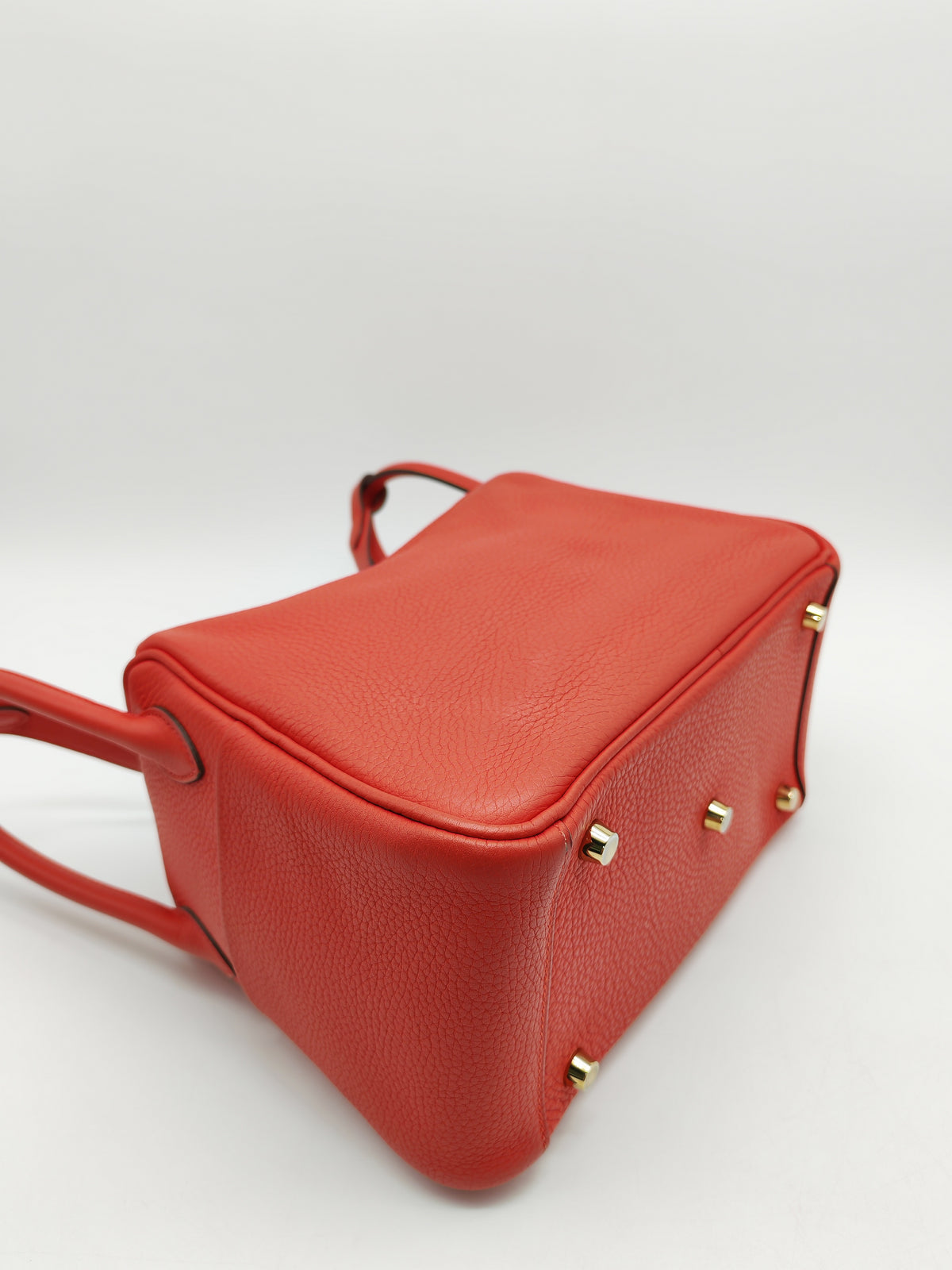 Hermes Lindy 26 in Rouge Tomate Clemence Leather Gold Hardware Stamp X (2016) | Purse Maison Luxury Bags Shop