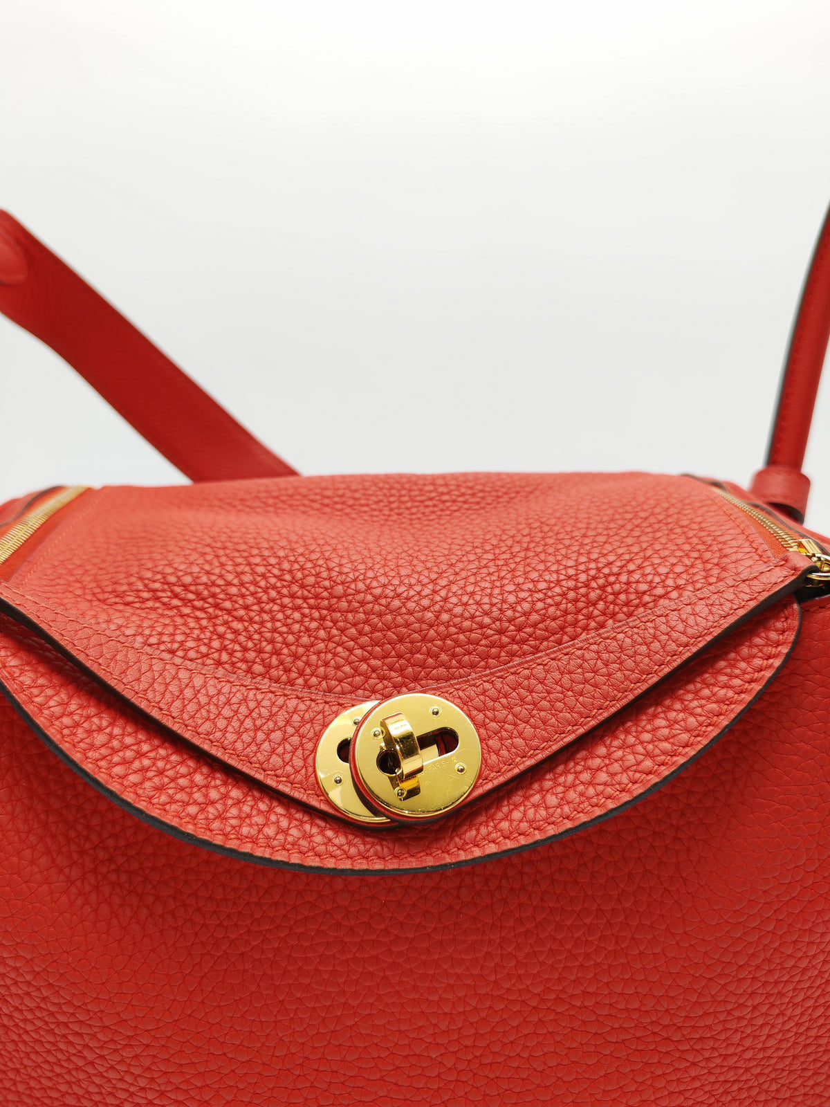Hermes Lindy 26 in Rouge Tomate Clemence Leather Gold Hardware Stamp X (2016) | Purse Maison Luxury Bags Shop