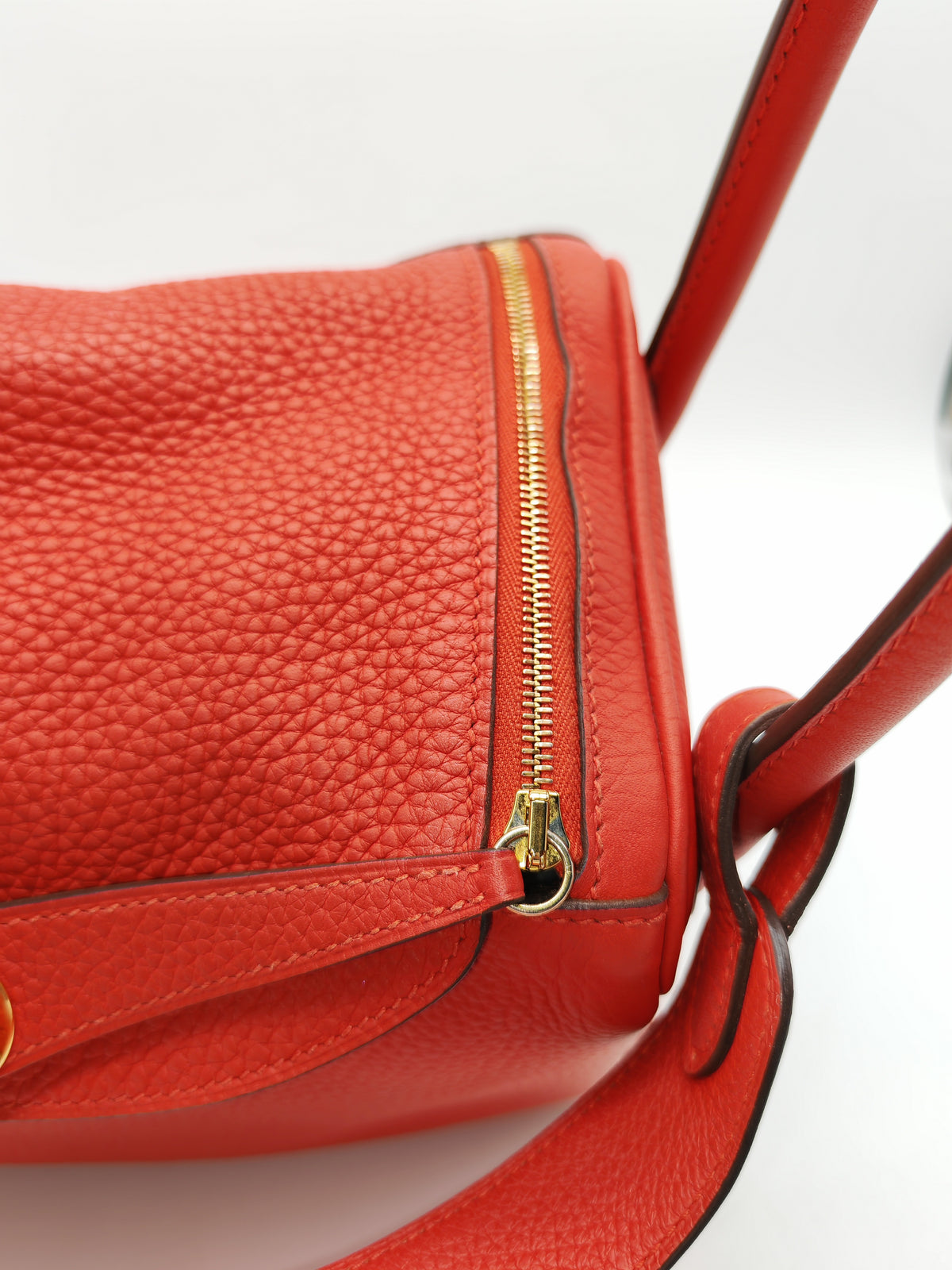 Hermes Lindy 26 in Rouge Tomate Clemence Leather Gold Hardware Stamp X (2016) | Purse Maison Luxury Bags Shop