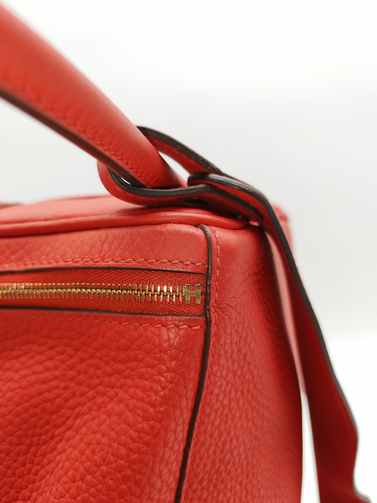 Hermes Lindy 26 in Rouge Tomate Clemence Leather Gold Hardware Stamp X (2016) | Purse Maison Luxury Bags Shop