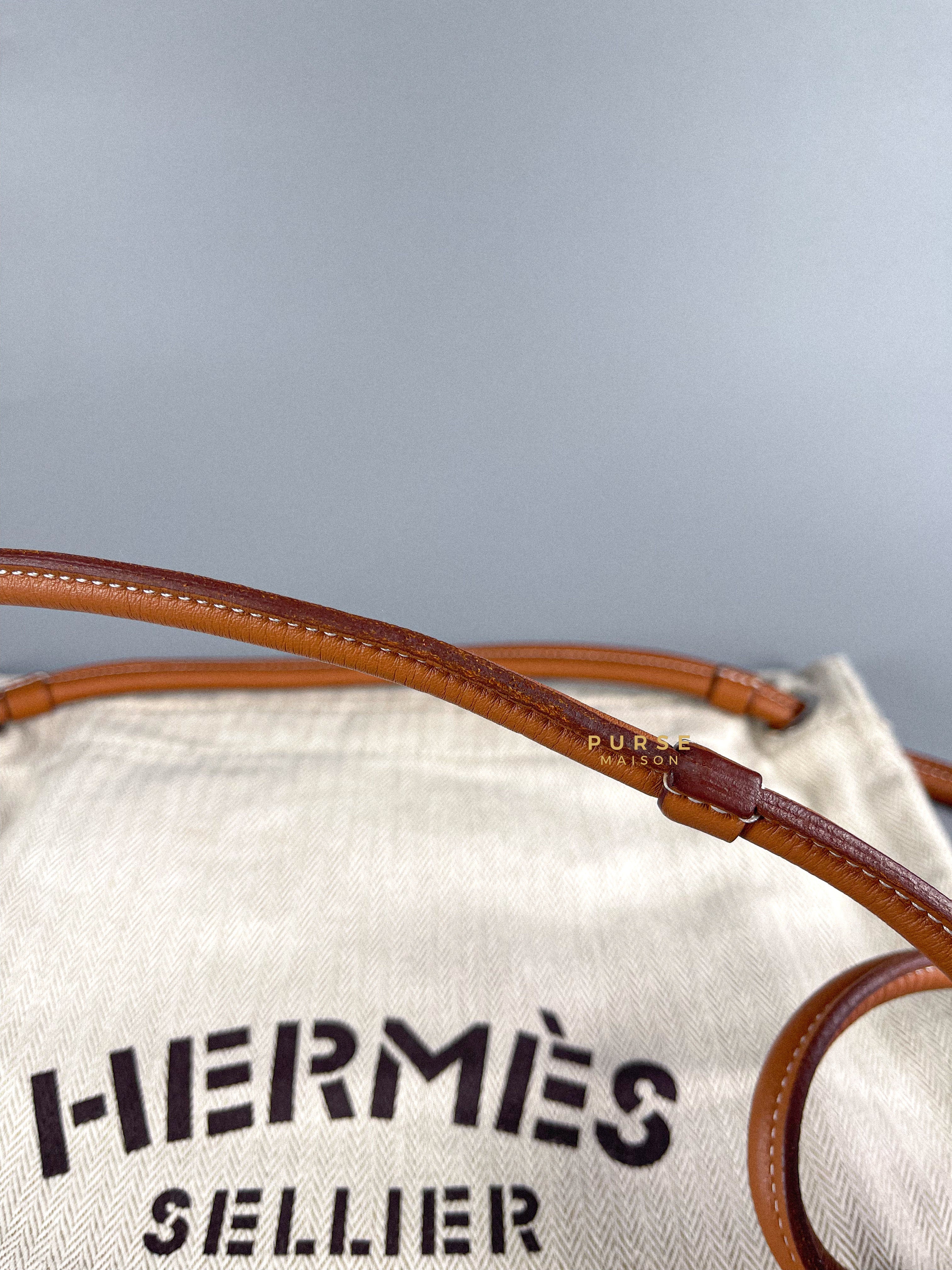Hermes Maline Grooming Bag (Stamp Y) | Purse Maison Luxury Bags Shop