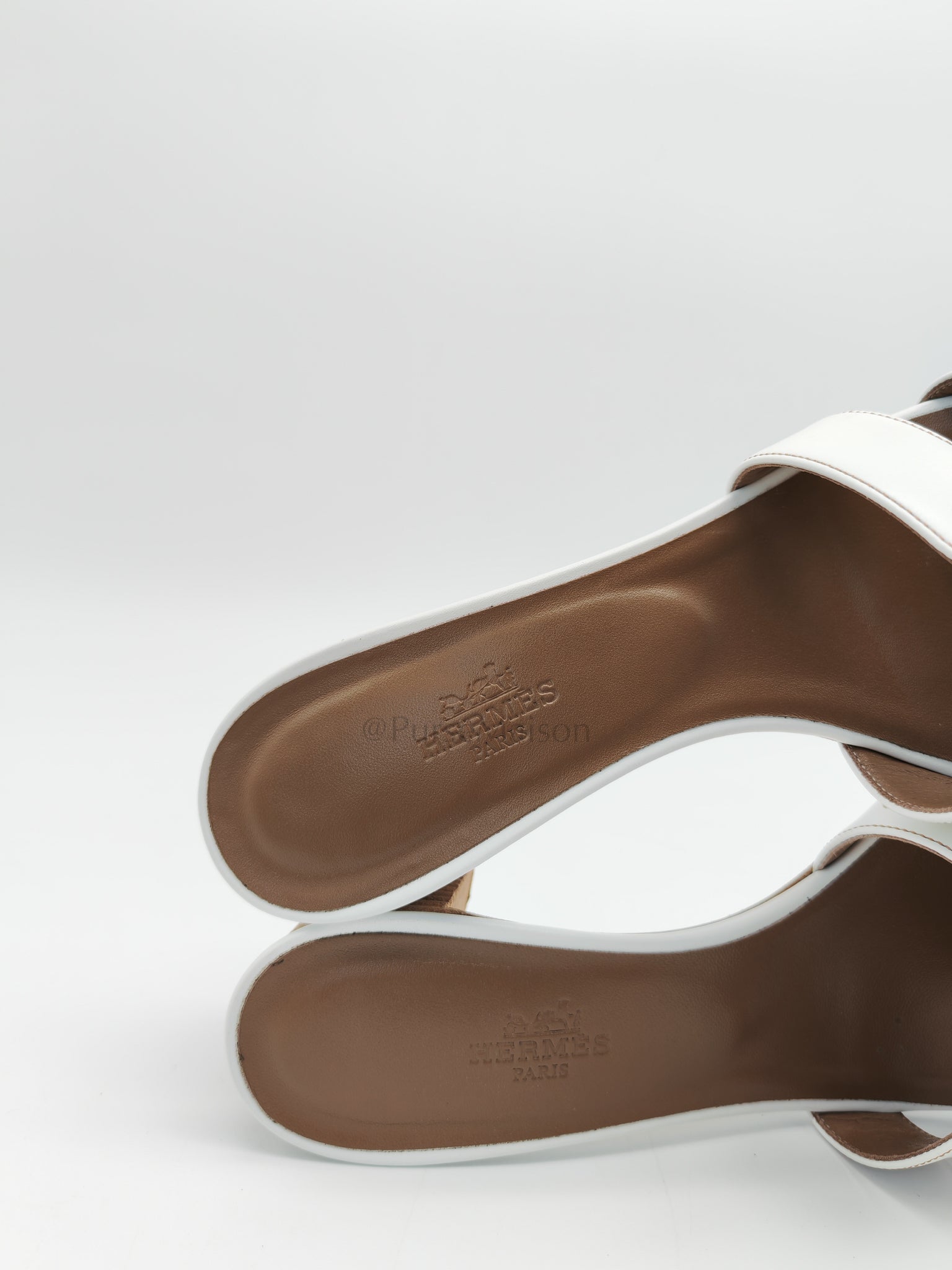 Oasis in White Swift Leather Sandals Size 37.5EU (24.5CM) |