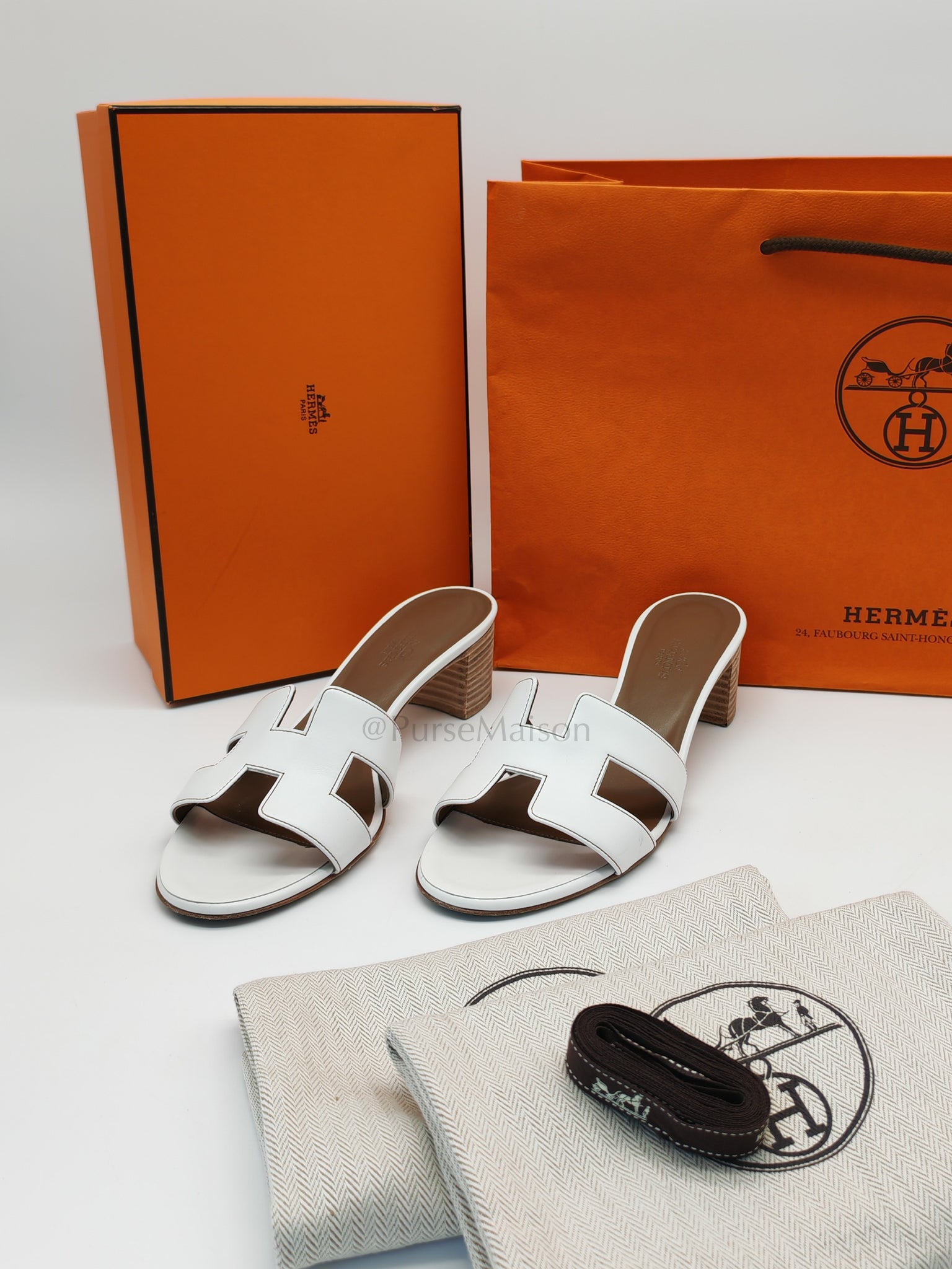 Oasis in White Swift Leather Sandals Size 37.5EU (24.5CM) |