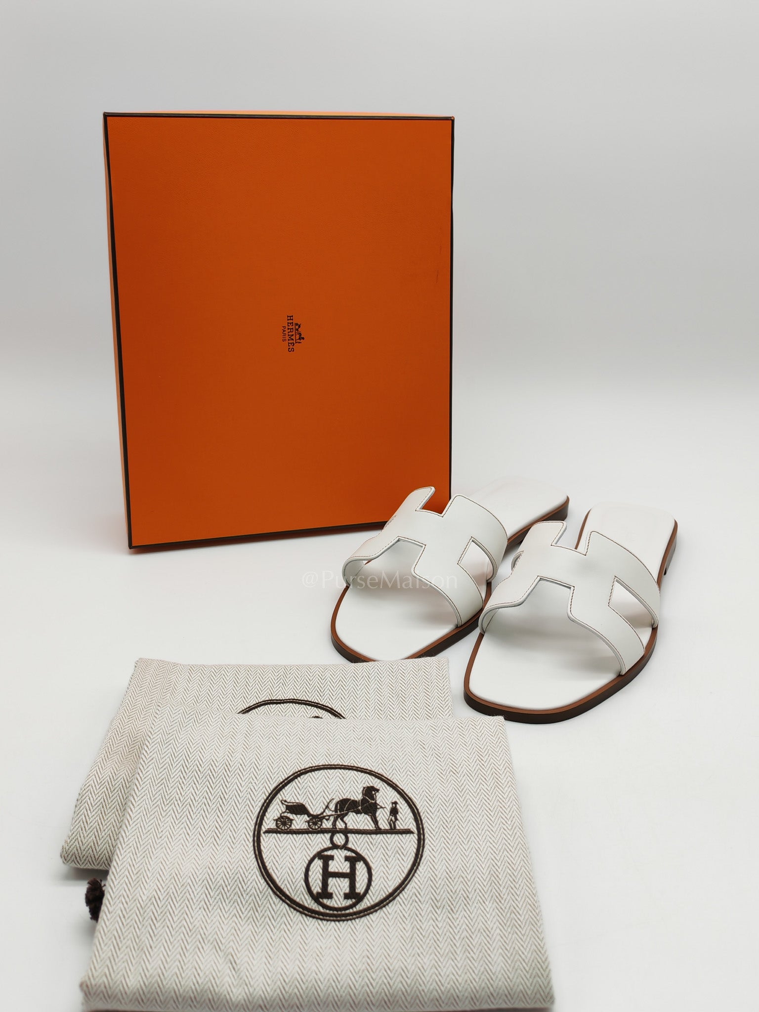 Oran Sandals in White Swift Leather Size 40 (26cm) | Purse Maison Luxury Bags Shop