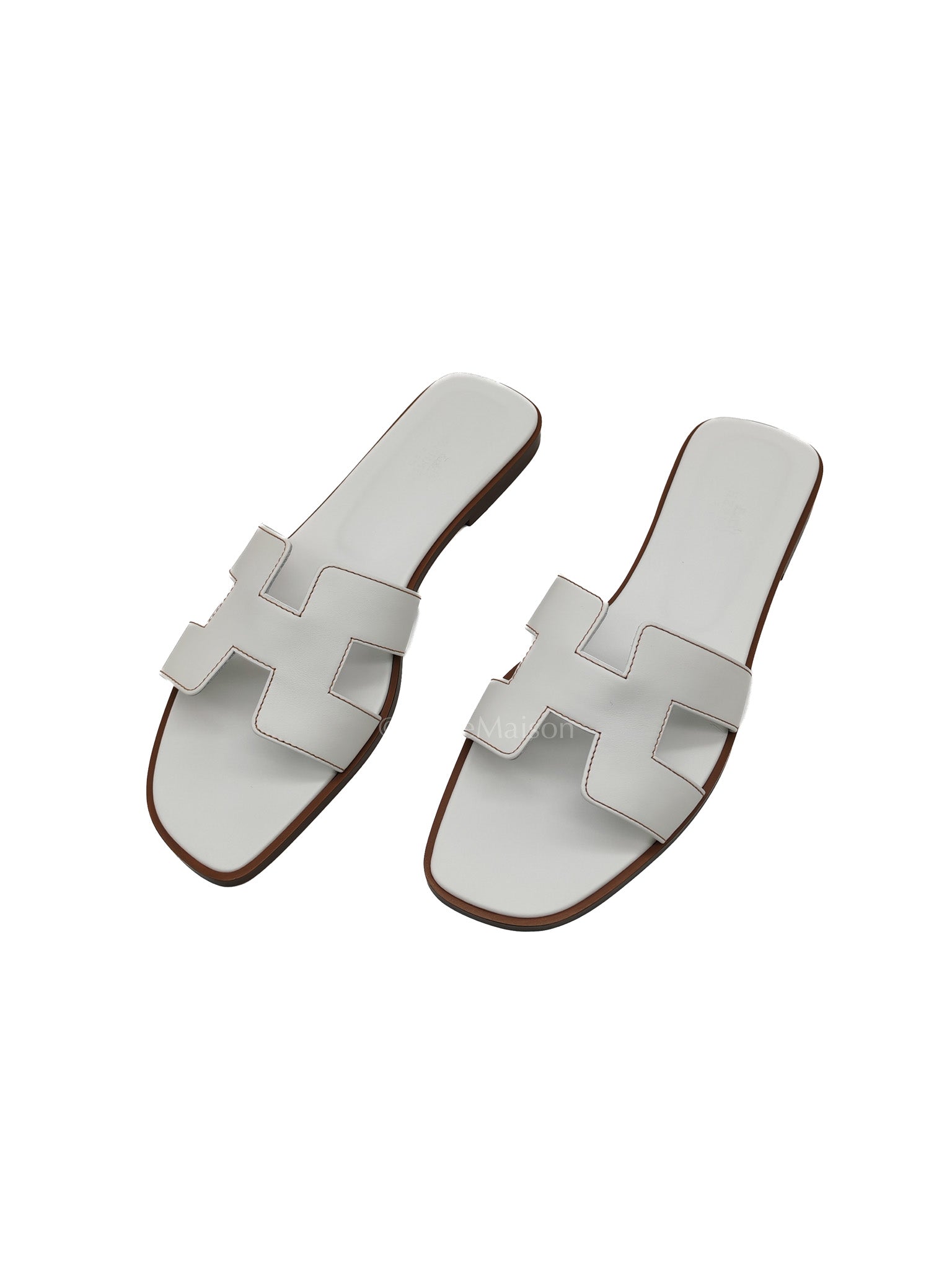 Oran Sandals in White Swift Leather Size 40 (26cm) | Purse Maison Luxury Bags Shop