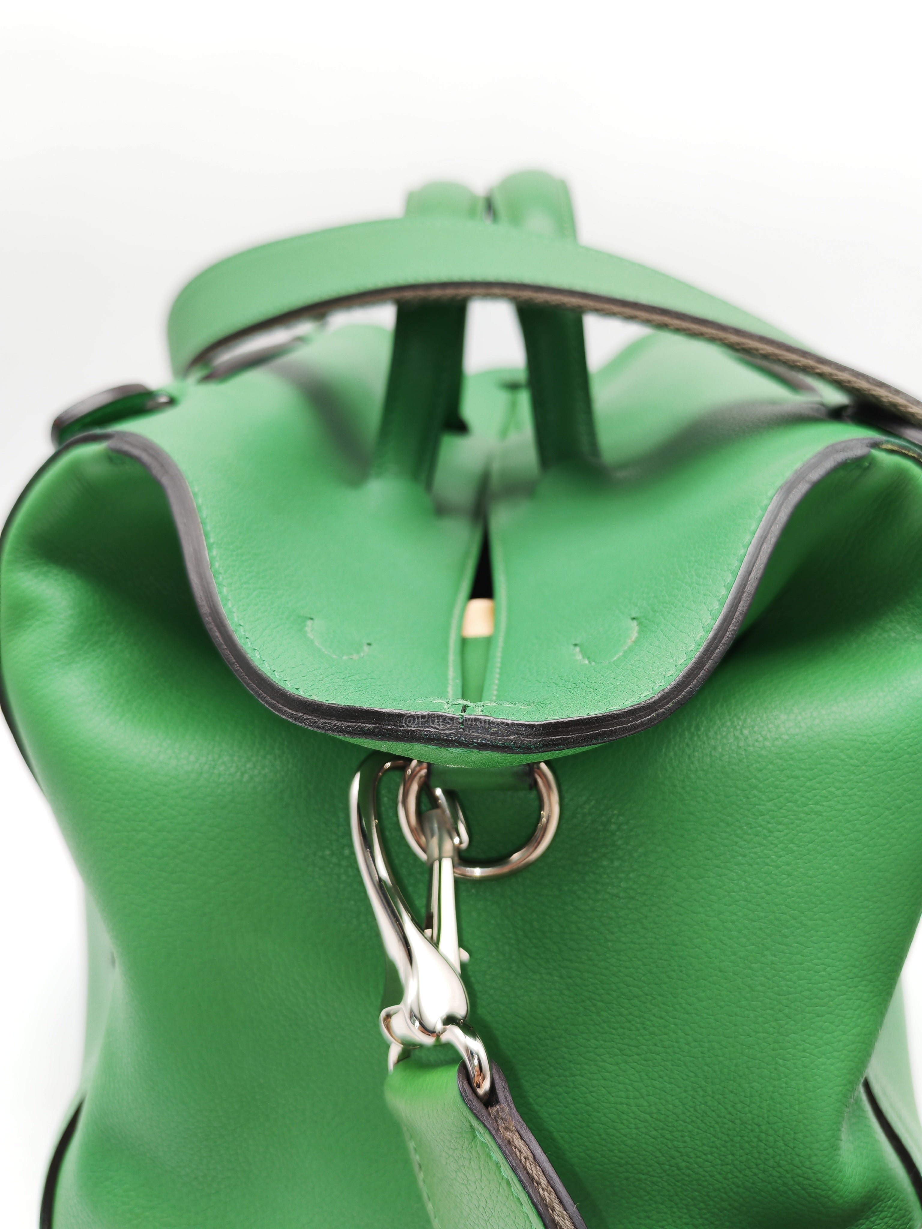 HERMÈS Sac Oxer Top Handle Bag Lager in Bambou Evercolor Leather Palladium Hardware Stamp T(2015) | Purse Maison Luxury Bags Shop
