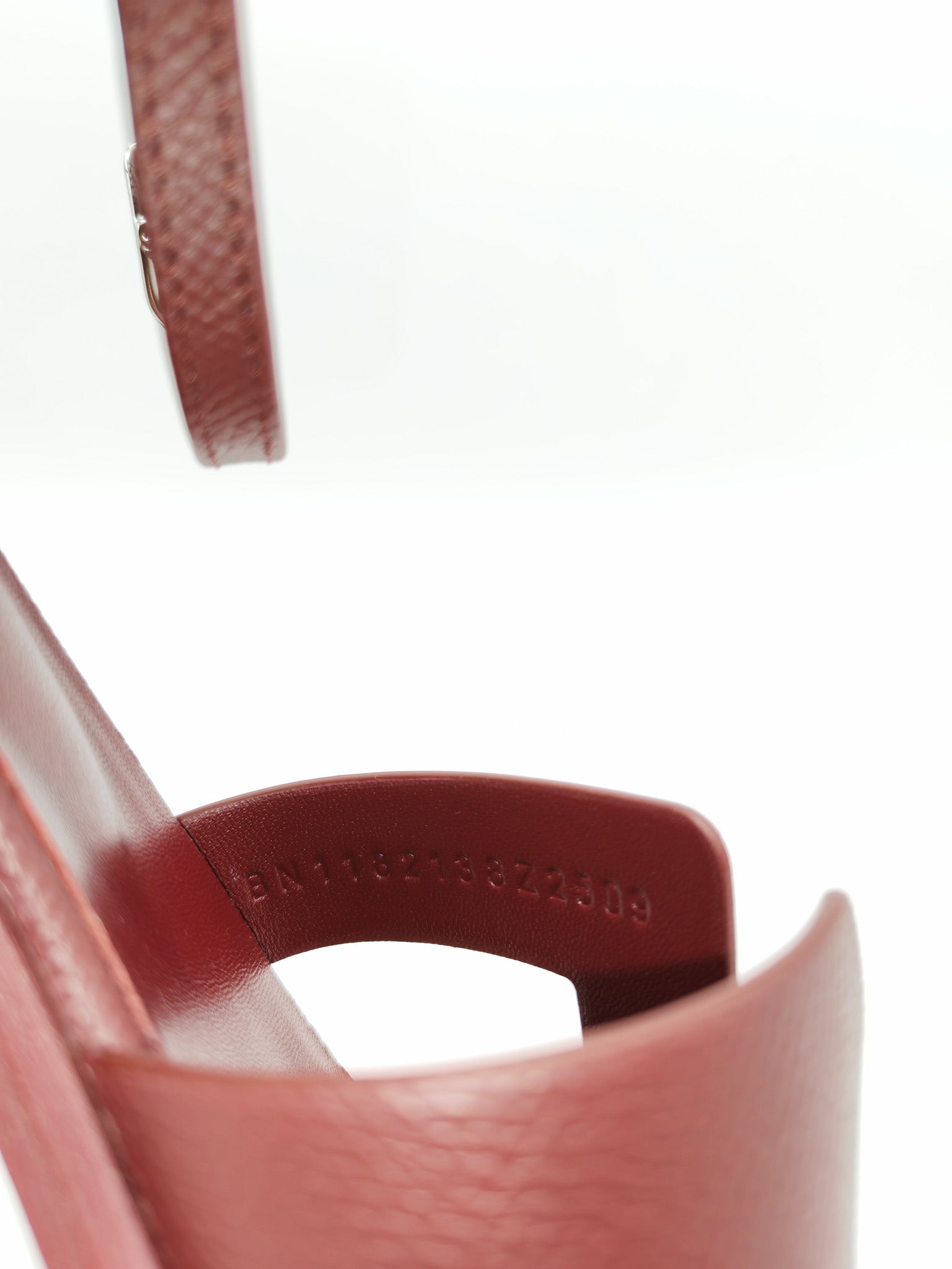Hermes Santorini Sandals in Rouge Epsom Leather Size 37EU (23.5cm) | Purse Maison Luxury Bags Shop